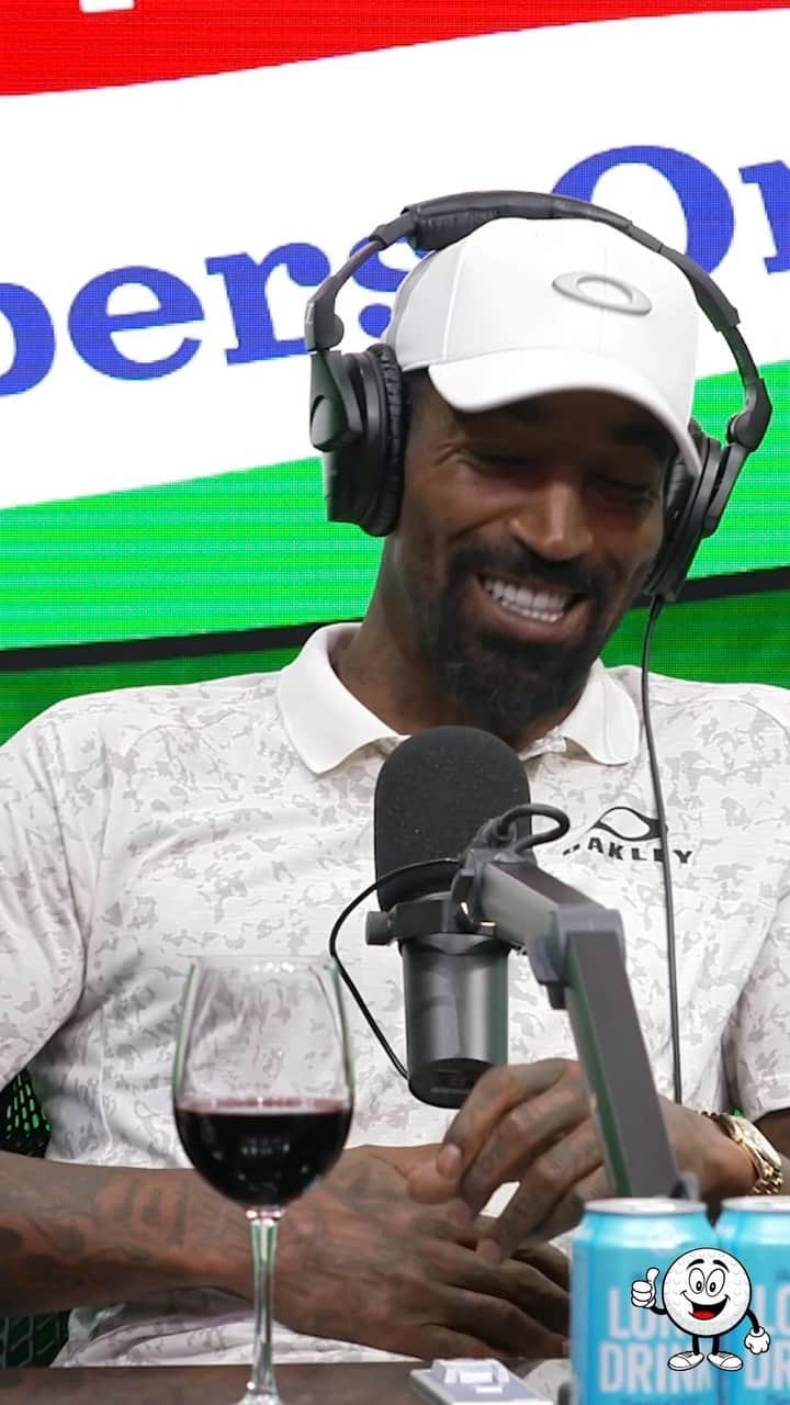 J・R・スミスのインスタグラム：「@KillaTrav joined us on the @par3podcast and let us know what he thinks of his brother Jason’s golf game a lot more 😂  New episode available now, link in bio ⛳️」