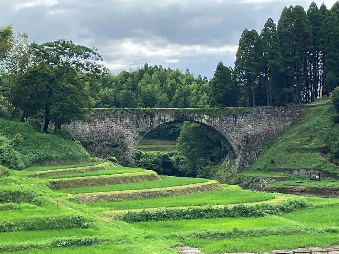 株式会社ダイワさんのインスタグラム写真 - (株式会社ダイワInstagram)「総務部人財開発課の独り　4721️⃣  本日は延岡へ🚙  大分🈺よりご依頼があり6ヶ所訪問予定です。  大分道が通行止ですので高千穂経由で向かっております。  そして通潤橋🌉🫠  #足場のダイワ #吊足場 #足場 #企業公式相互フォロー #通潤橋」7月13日 8時44分 - daiwa_ashiba