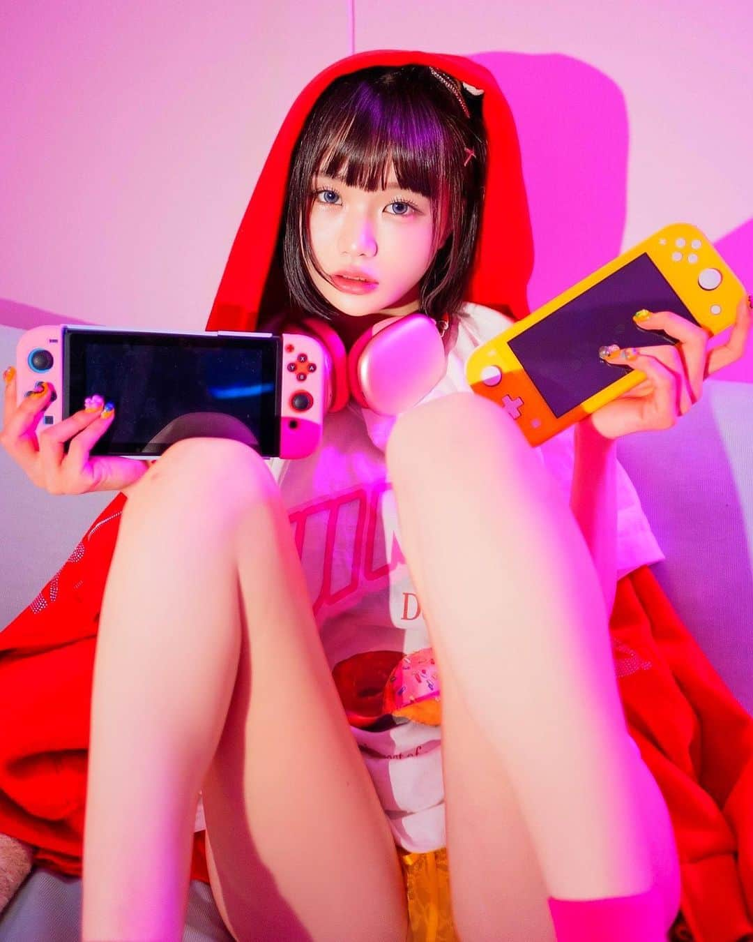 みもれもんさんのインスタグラム写真 - (みもれもんInstagram)「Charismatic "Hikikomori" ❤️‍🔥Actually, except for Instagram shoots, I've been playing games and YouTube without leaving the house 🎮🏠🌈 I changed my Instagram icon❤️‍🔥  カリスマ引きこれもん🎮🍋 インスタのアイコン変えたよ🍭  マリカとクラロワも好きだけど❤️‍🔥 COMと戦うひとり桃鉄もちゅき💋 うぅ〜ん、、さくま鉄人は いつ戦っても強いねぇぇ🙉卍？パンチ🥊  #みもれもん #Mimolemon  #japanesegirl #黒髪 #ショートヘア#ボブ #人像攝影 #日本的 #粉我 #日本女孩 #fashion #japan #portrait #tokyo #shibuya #game   #camera @ryu_since2012」7月13日 11時03分 - mimore_mon0929