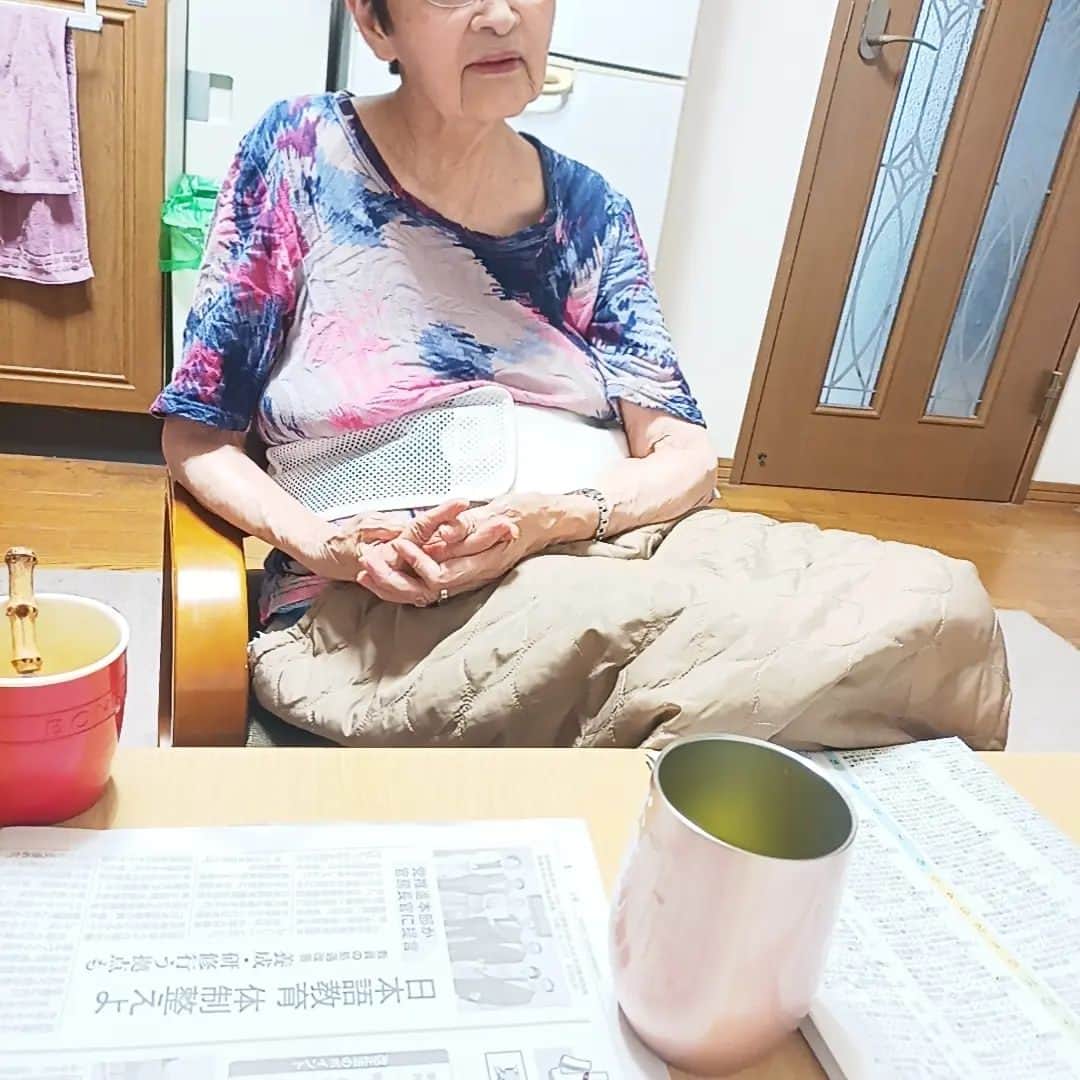 松本隆博のインスタグラム：「。⁡ ⁡おかんが⁡ ⁡「私は地図 得意やで！⁡ ⁡学生の頃 優秀やったわ‼️」⁡ ⁡言うから、、、、⁡⁡ ⁡⁡ ⁡じゃ四国 四県はなにがある？⁡ ⁡って聞いたら、、、、⁡⁡ ⁡ ⁡⁡「カンタンや…愛媛やろ～⁡あとは……」⁡ ⁡⁡ あとは ⁡なに❓⁡ ⁡⁡ ⁡「……習ってない」⁡ ⁡⁡ ⁡なわけあるかー⁡ ⁡⁡( ᴖ ·̫ ᴖ )⁡ ⁡⁡⁡ ⁡⁡ ⁡今は、兵庫県の左隣り三県⁡ ⁡を考え込んでおりますー⁡ ⁡⁡ ⁡還暦少年 松本隆博⁡ ⁡ ⁡」