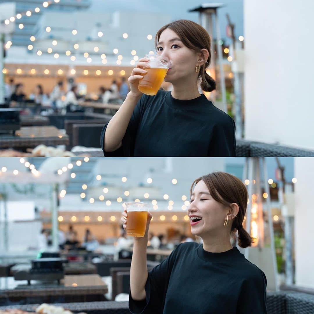 伊藤沙菜さんのインスタグラム写真 - (伊藤沙菜Instagram)「・ 【🌊夏　🌞外　🍺ビール】 この三拍子揃った時には文字だけで浮かれられる🫡🔥🩵爆笑 ㅤㅤㅤㅤㅤㅤㅤㅤㅤㅤㅤㅤㅤㅤㅤㅤㅤㅤㅤㅤㅤㅤㅤㅤㅤㅤ 札幌PARCO 屋上に『BBQ BeerGarden THE SUMMER』がオープンしました😘✨ ㅤㅤㅤㅤㅤㅤㅤㅤㅤㅤㅤㅤㅤ 相方のひなたひめまろ（ひなた日姫）と行って来たよ💃🏻💃🏻🩵 @hinata__hime  ㅤㅤㅤㅤㅤㅤㅤㅤㅤㅤㅤㅤㅤ 料理はBBQを華やかに彩るタコスを中心としたオードブルをはじめ、シェフ厳選の5種類のお肉を使ったBBQやシーフードBBQ、北海道定番のジンギスカンも厳選した柔らかいロース肉を使用するなど味にこだわったコースをご用意🙆🏻‍♀️🙆🏻‍♀️✨ ㅤㅤㅤㅤㅤㅤㅤㅤㅤㅤㅤㅤㅤ ドリンクはサッポロビールをはじめ、コロナビールなど100種類以上のカクテルやモクテル（ノンアルコールカクテル）等も飲み放題という豪華なプランを安価に取り揃えています🙋🏻‍♀️🙆🏻‍♀️✨ ㅤㅤㅤㅤㅤㅤㅤㅤㅤㅤㅤㅤㅤ 緑に囲まれるグリーンウォール🌿 涼しげなプール🌈 映える空間でのBBQ &サッポロビールは別格にうまし🍺❤️ ㅤㅤㅤㅤㅤㅤㅤㅤㅤㅤㅤㅤㅤ ㅤㅤㅤㅤㅤㅤㅤㅤㅤㅤㅤㅤㅤ⭐️月～金　16:00～23:00(L.O. 21:30　ドリンク L.O. 22:30) ⭐️土、日、祝日　12:00～23:00(L.O. 21:30　ドリンク L.O. 22:30) ㅤㅤㅤㅤㅤㅤㅤㅤㅤㅤㅤㅤㅤ 期間は9/3(日)までです🫡🍺 ㅤㅤㅤㅤㅤㅤㅤㅤㅤㅤㅤㅤㅤ ちなみにあたしたちは プレミアムBBQプラン（飲み放題付き）お一人様 ￥5,000（税込）にしたよ🙋🏻‍♀️🙋🏻‍♀️✨ 他にもプランがあるからホームページを見てね🙇🏼‍♀️🙇🏼‍♀️✨ ㅤㅤㅤㅤㅤㅤㅤㅤㅤㅤㅤㅤㅤ 札幌の短い夏の思い出に是非お楽しみ下さい🌞🔥🌈 ㅤㅤㅤㅤㅤㅤㅤㅤㅤㅤㅤㅤㅤ p.s 最後のひなたひめのお写真を必ず見てください🙆🏻‍♀️🙋🏻‍♀️❤️ いつだってポスターいき🙆🏻‍♀️🙋🏻‍♀️❤️爆笑かんわゆっ🙆🏻‍♀️🙋🏻‍♀️❤️爆笑 ㅤㅤㅤㅤㅤㅤㅤㅤㅤㅤㅤㅤㅤ 📷🔥/ @ryomaeda25 ㅤㅤㅤㅤㅤㅤㅤㅤㅤㅤㅤㅤㅤ  #札幌ビアガーデン #札幌パルコ #サッポロビール #thesummer #大通ビアガーデン #札幌グルメ」7月13日 11時29分 - 37room_official