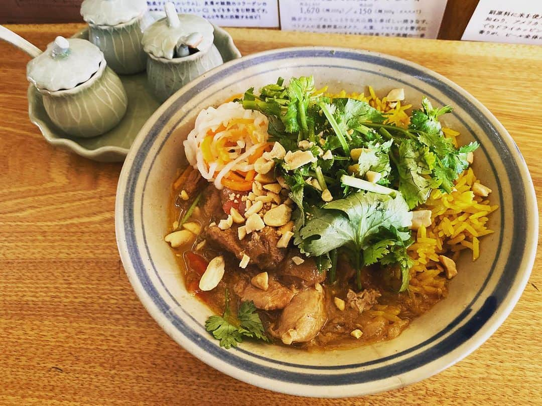 サイクロンZさんのインスタグラム写真 - (サイクロンZInstagram)「美味いがみんなスパイスカレーじゃないのかよ！ みんなフォー！ #スタンドバインミー」7月13日 11時54分 - cyclonezzzz