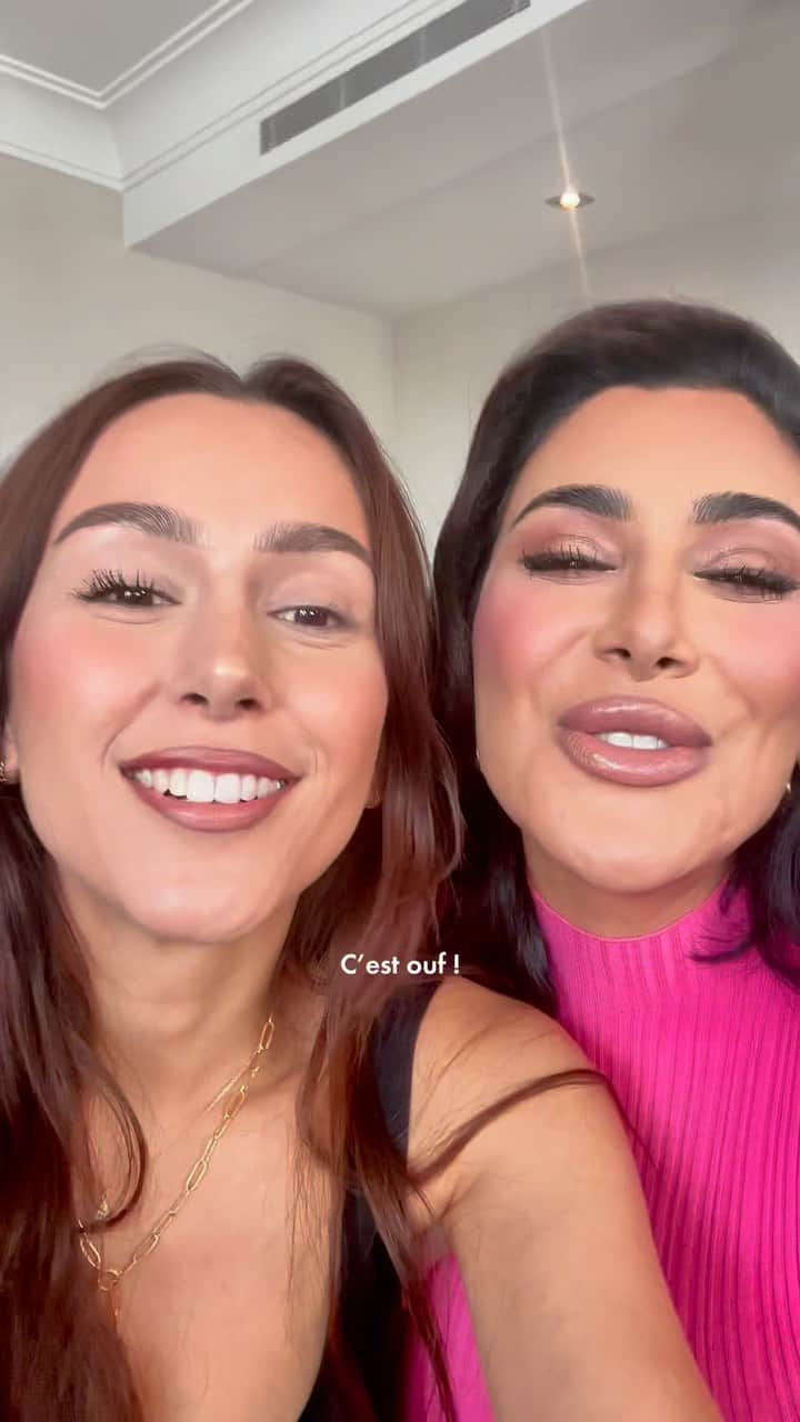 Huda Kattanのインスタグラム：「🇫🇷 : Tu sais que tu fais le crash test de ta vie lorsque tu le réalises aux côtés de la fondatrice elle-même ! Notre Sephora team member @axelleagostini_ teste le nouveau 1 Coat Wow! Mascara pour la première fois, avec @huda 🤩 Et on confirme : une seule couche suffit !   Disponible maintenant, uniquement chez Sephora.   🇺🇸 : You know you’re doing the crash test of your life when you’re doing it with the founder herself! @sephorafrance team member @axelleagostini_ crash tests @hudabeauty’s new 1 Coat Wow! Mascara with @huda 🤩 And we confirm: one coat is all you need!   Shop this latest newness now at Sephora France!   #sephoraloveshuda #hudabeauty #mascara #sephorafrance #HudaBeauty1CoatWow」