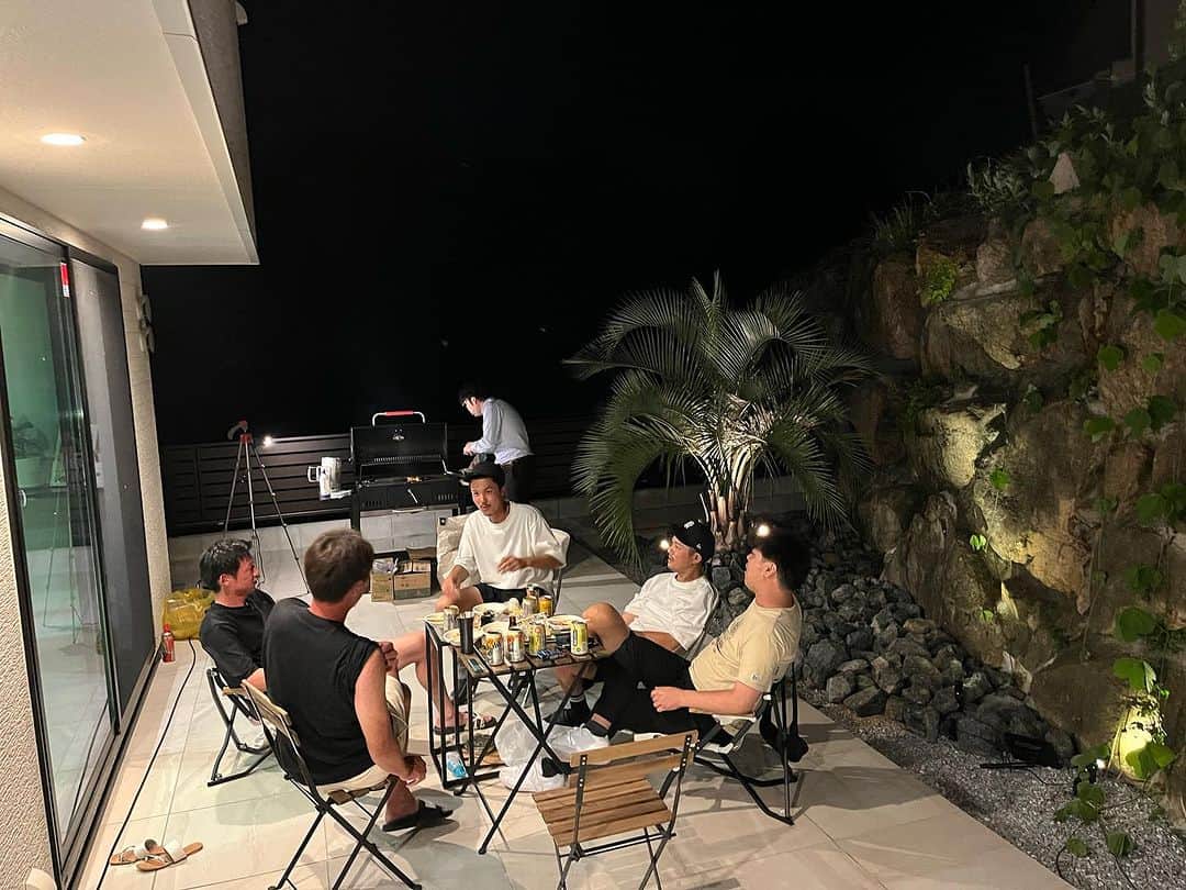 上田剛史さんのインスタグラム写真 - (上田剛史Instagram)「我が家で毎年恒例の定例会 今年はBBQ🍖 毎週やります👍 沢山のご参加お待ちしております笑笑  #bbq #定例会 #岡山」7月13日 21時41分 - tsuyoshi50