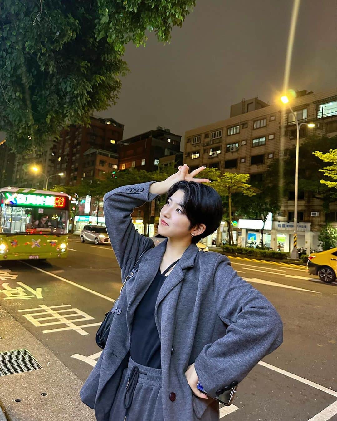 小島はなのインスタグラム：「・ なんて喋ってると思う?? ・ #台湾　#台北 #AMEFURASSHI #小島はな #小岛花」