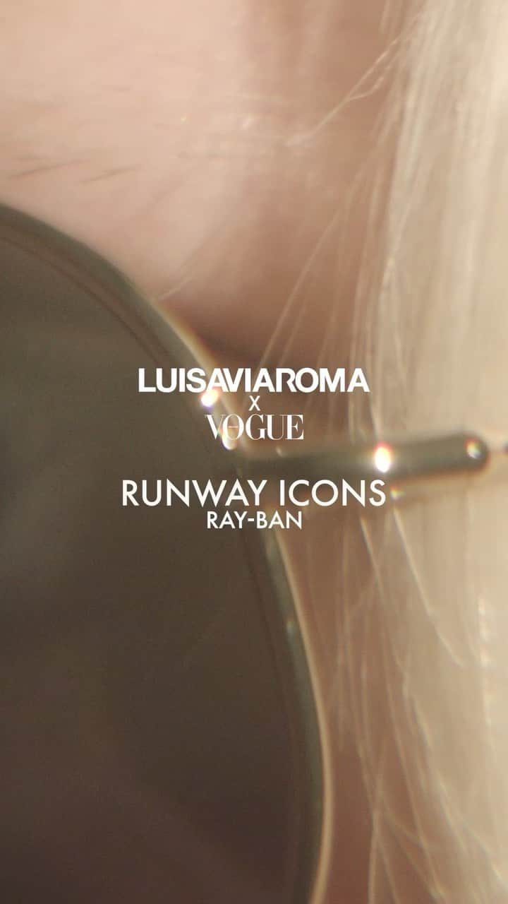 レイバンのインスタグラム：「@rayban and @luisaviaroma unveil the latest addition to their eyewear selection. The limited-edition gold color frame featuring the innovative inverted lens is now exclusively available at lvr.com.  Be the first to embrace the coveted accessory.  #LUISAVIAROMA #RayBan #RayBanReverse #LVRexclusive #sunglasses」