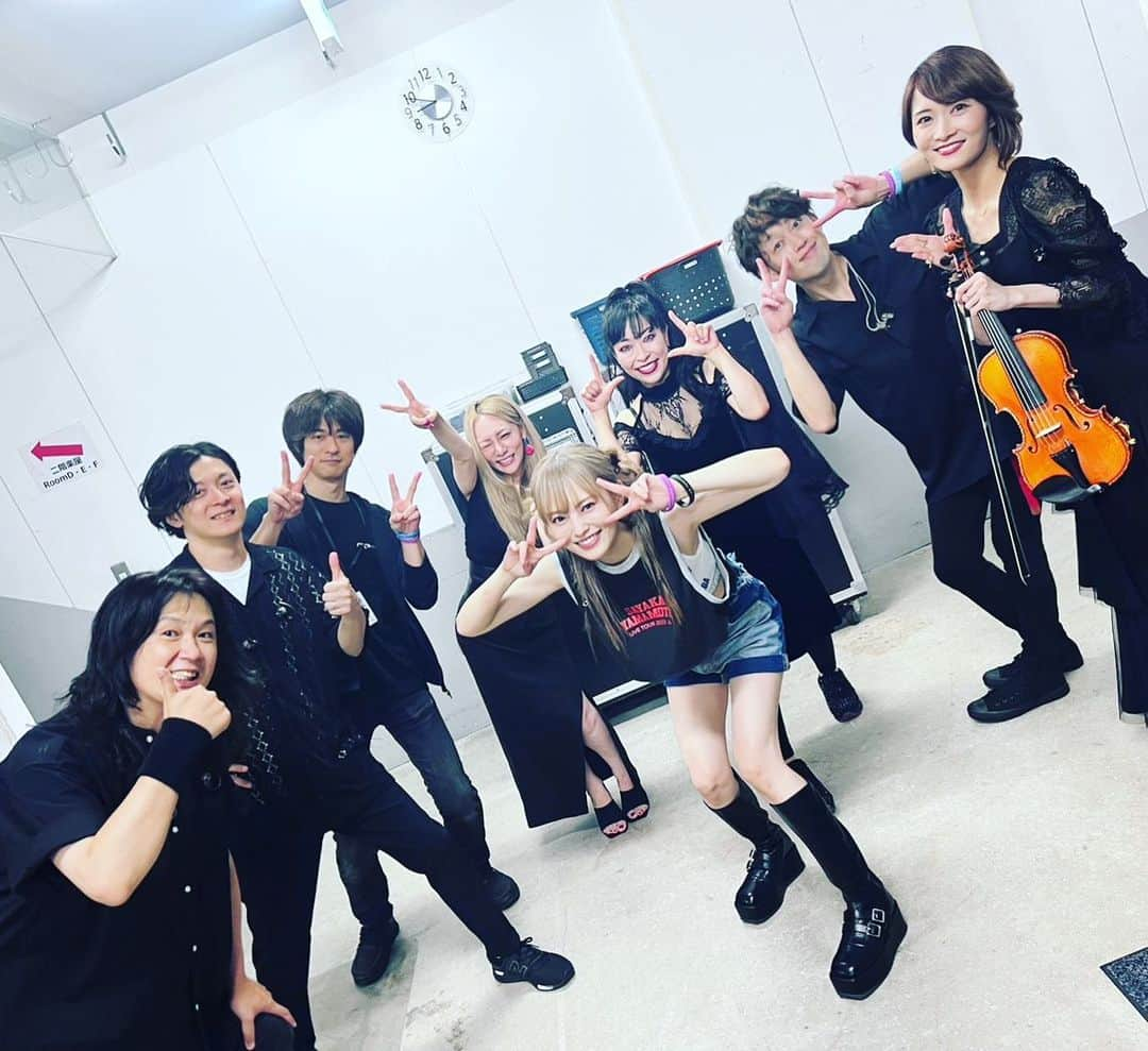 SATOKOさんのインスタグラム写真 - (SATOKOInstagram)「#山本彩 #アンドツアー #チームsy  #7年目 #zeppdivercity 彩ちゃんお誕生日イブのライブでした。こんなに愛に溢れてて、意識高いチームいないっ。心から彩ちゃんとその周りに集まる仲間を愛してます。」7月13日 22時46分 - fc_satoko