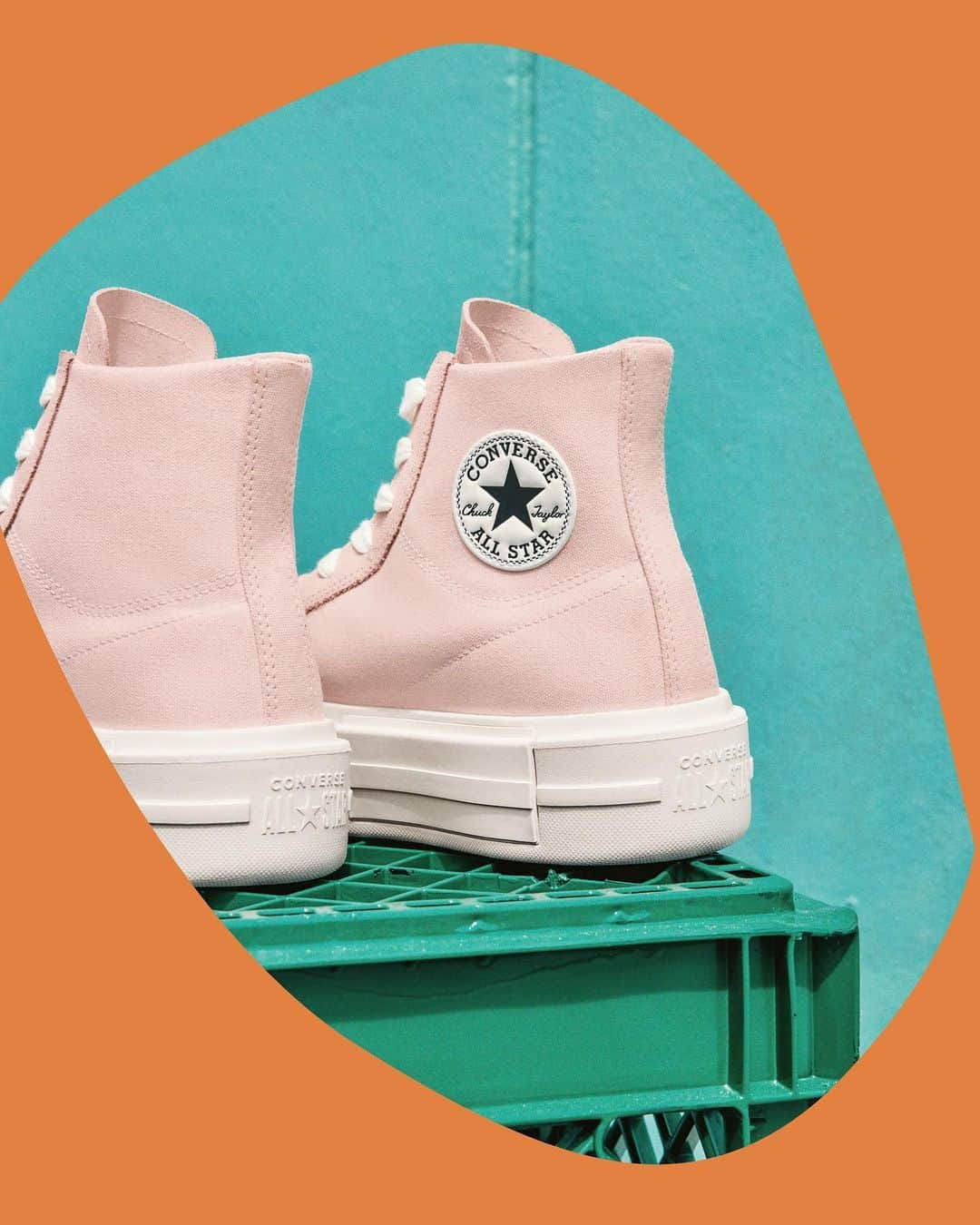 converseさんのインスタグラム写真 - (converseInstagram)「ATTN 🚨✋ The new Converse Cruise is here and available in 3️⃣ colors.  Shop the drop on Converse.com today. #CreateNext」7月13日 22時59分 - converse