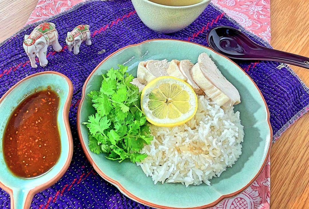 江口恵子（佐久間恵子）のインスタグラム：「本日は エスニック料理の撮影  大好物のカオマンガイ❤️」
