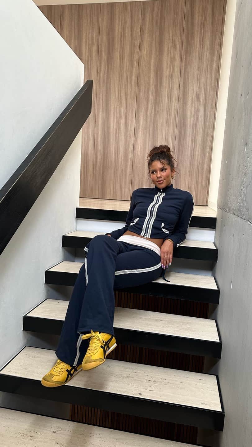 tiger Mistのインスタグラム：「TM muse, @jasminettavares styles the Regan Jacket + Pant. Online now!」