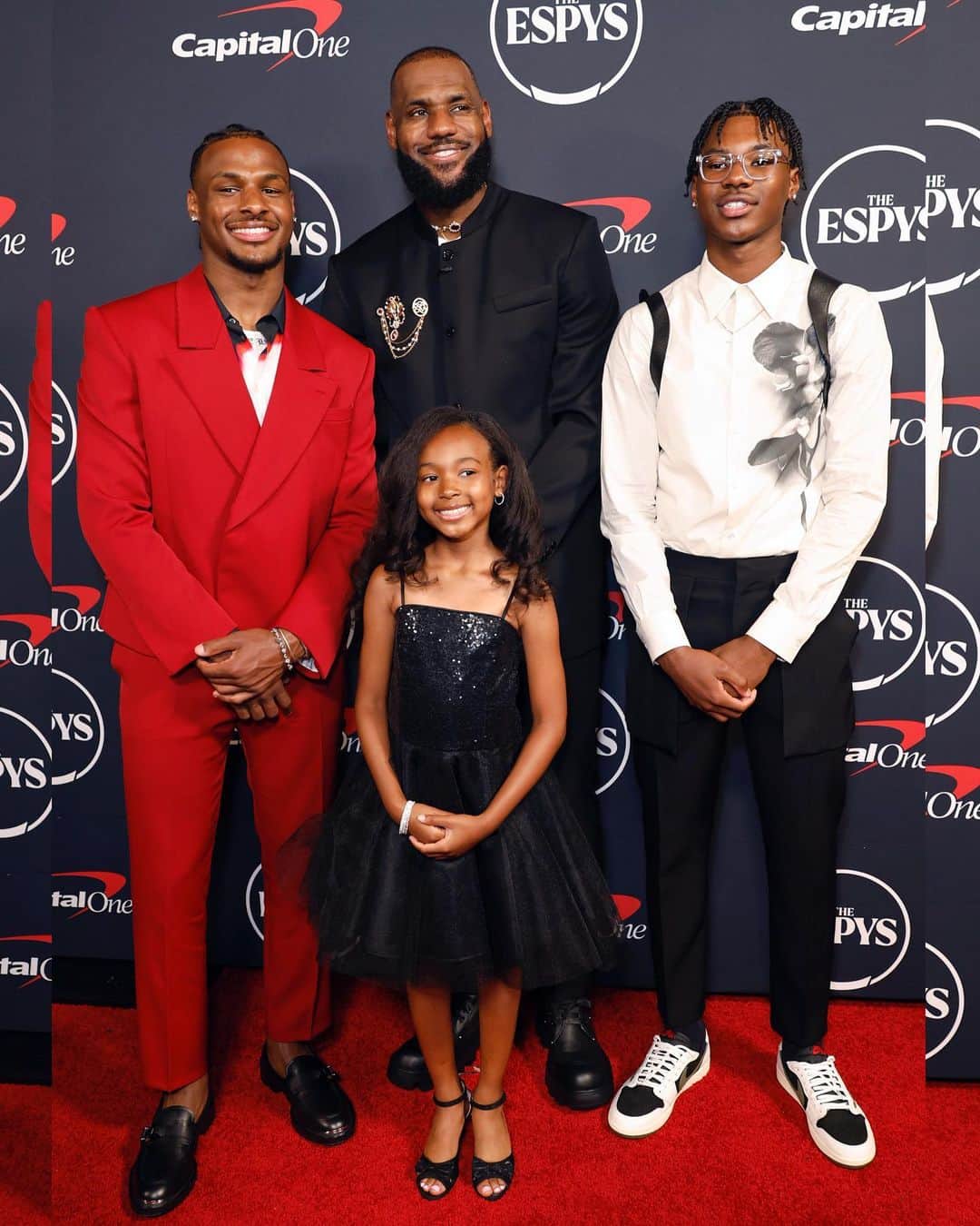 Just Jaredさんのインスタグラム写真 - (Just JaredInstagram)「LeBron James made a rare appearance with all three of his children - Bronny, Bryce and Zhuri - and his wife, Savannah, at the 2023 ESPY Awards #LeBronJames #BronnyJames #BryceJames #ZhuriJames #SavannahJames Photos: Getty」7月13日 15時16分 - justjared