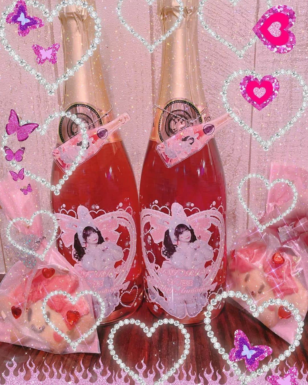 恋汐 りんごさんのインスタグラム写真 - (恋汐 りんごInstagram)「🍾 💘 🍾 💘 2023生誕オリシャンのデザインも♡しゅがりんクッキーも♡ かわいくできたなの♡(Ｕ///'ᴗ'///Ｕ)   #オリシャン  #オリシャンラベル  #スナックあざらし #スナックしろくま」7月13日 15時31分 - sioringogo