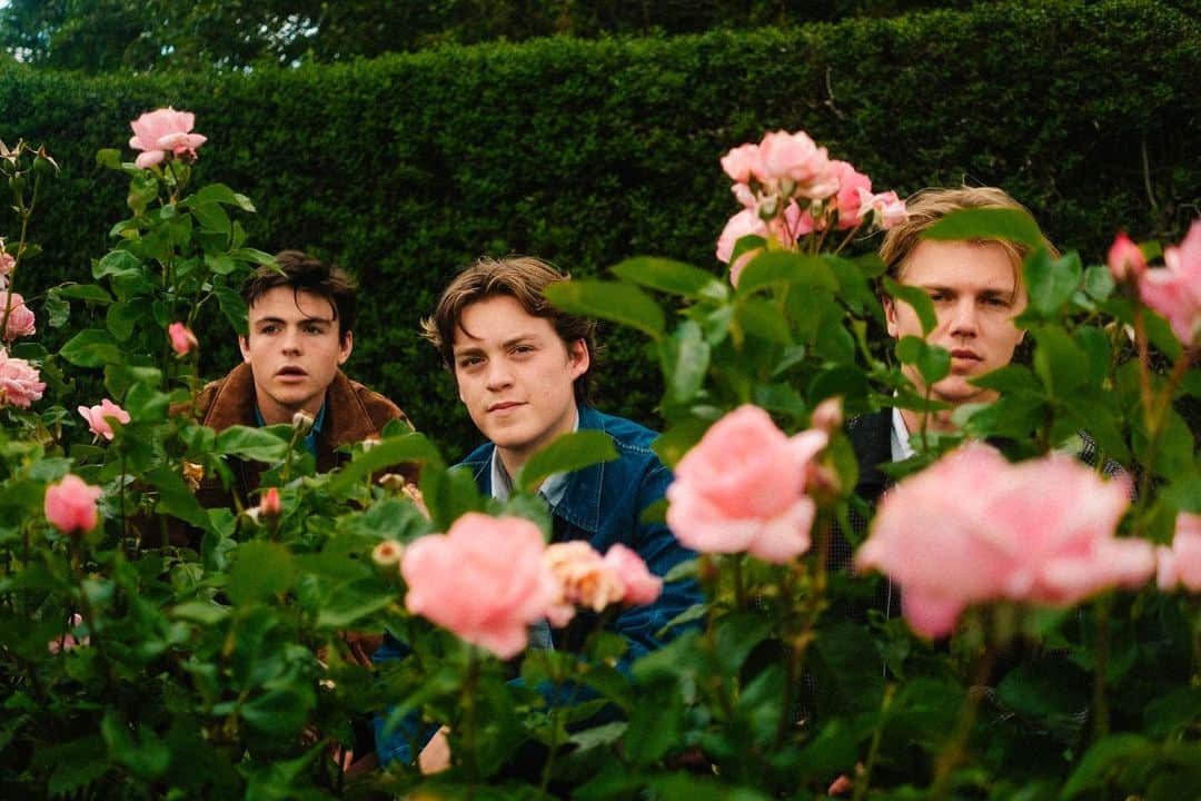 New Hope Clubさんのインスタグラム写真 - (New Hope ClubInstagram)「Summer shows are the best ☀️ Hows your summer going so far?  . 📸 @joshuafphotos」7月13日 15時32分 - newhopeclub