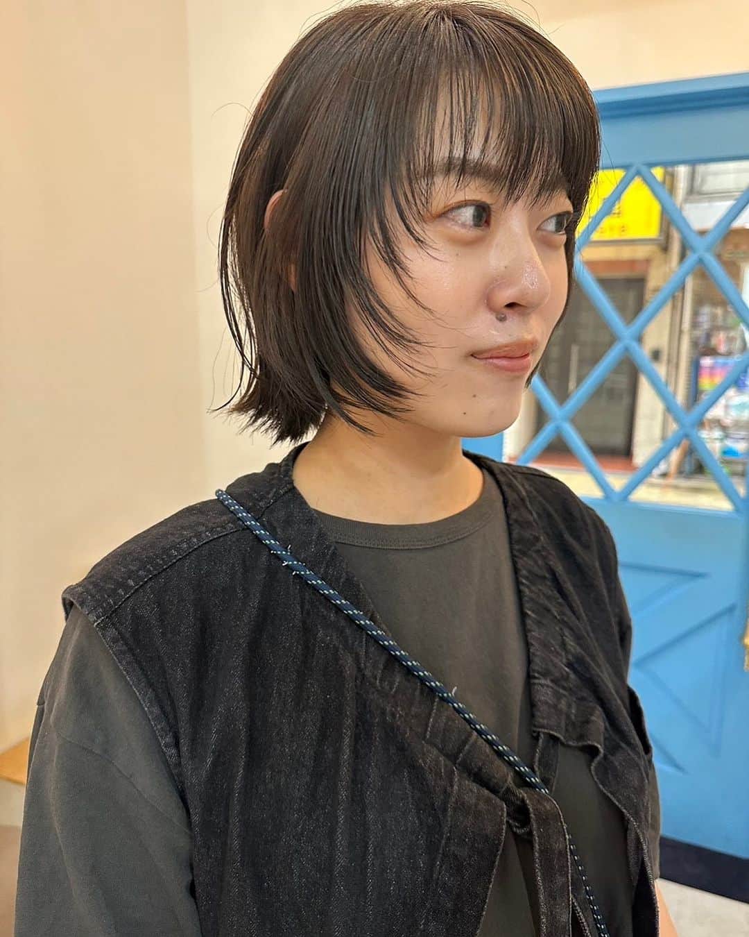 F. 梅田・中崎町エリアにある 美容室のインスタグラム：「.  デザインボブがおしゃれです！  @f_takematsu_natsuki」