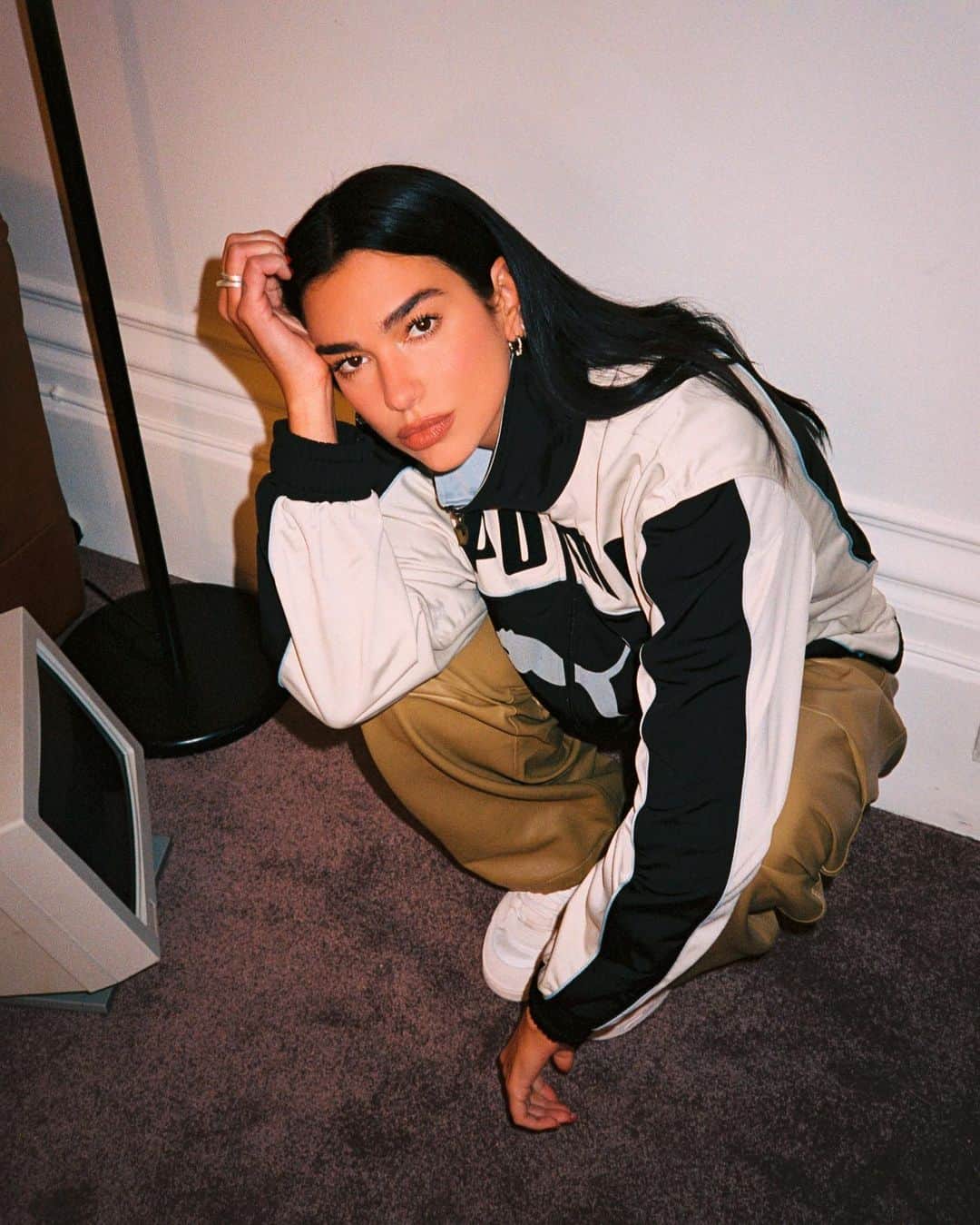 プーマのインスタグラム：「From icons of the past to the icons of tomorrow. @dualipa is #ForeverClassic.  #PUMAxDUA」