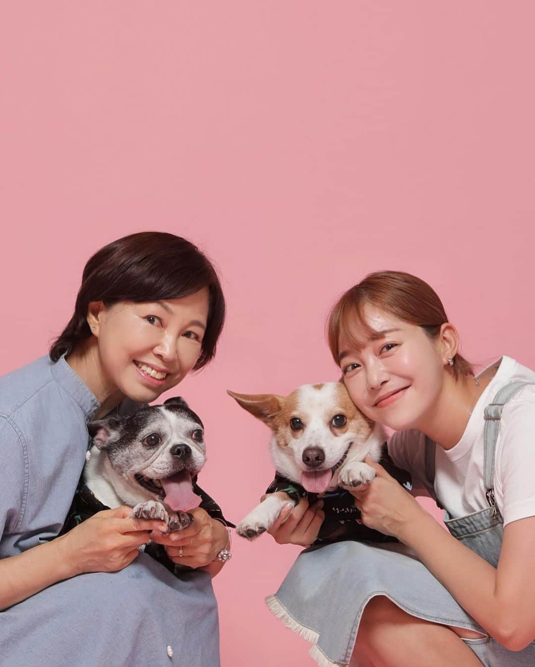 キム・ガウンのインスタグラム：「엄마랑 뭉찌랑 심바랑 💕」