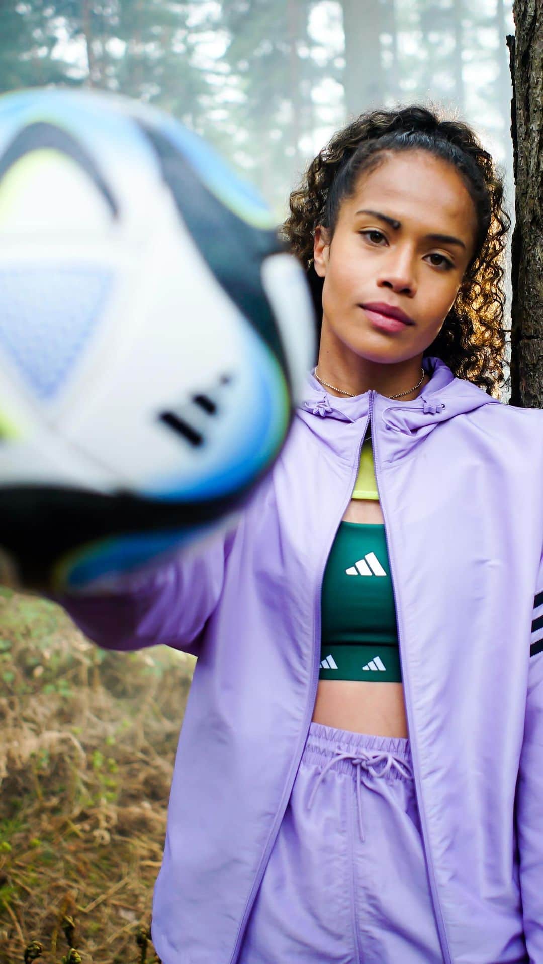 adidas Womenのインスタグラム：「You’ll roo 🦘the day @maryfowlerrr steps on the pitch. Play until they can’t look away…  @fifawomensworldcup @adidas #FIFAWWC #impossibleisnothing」