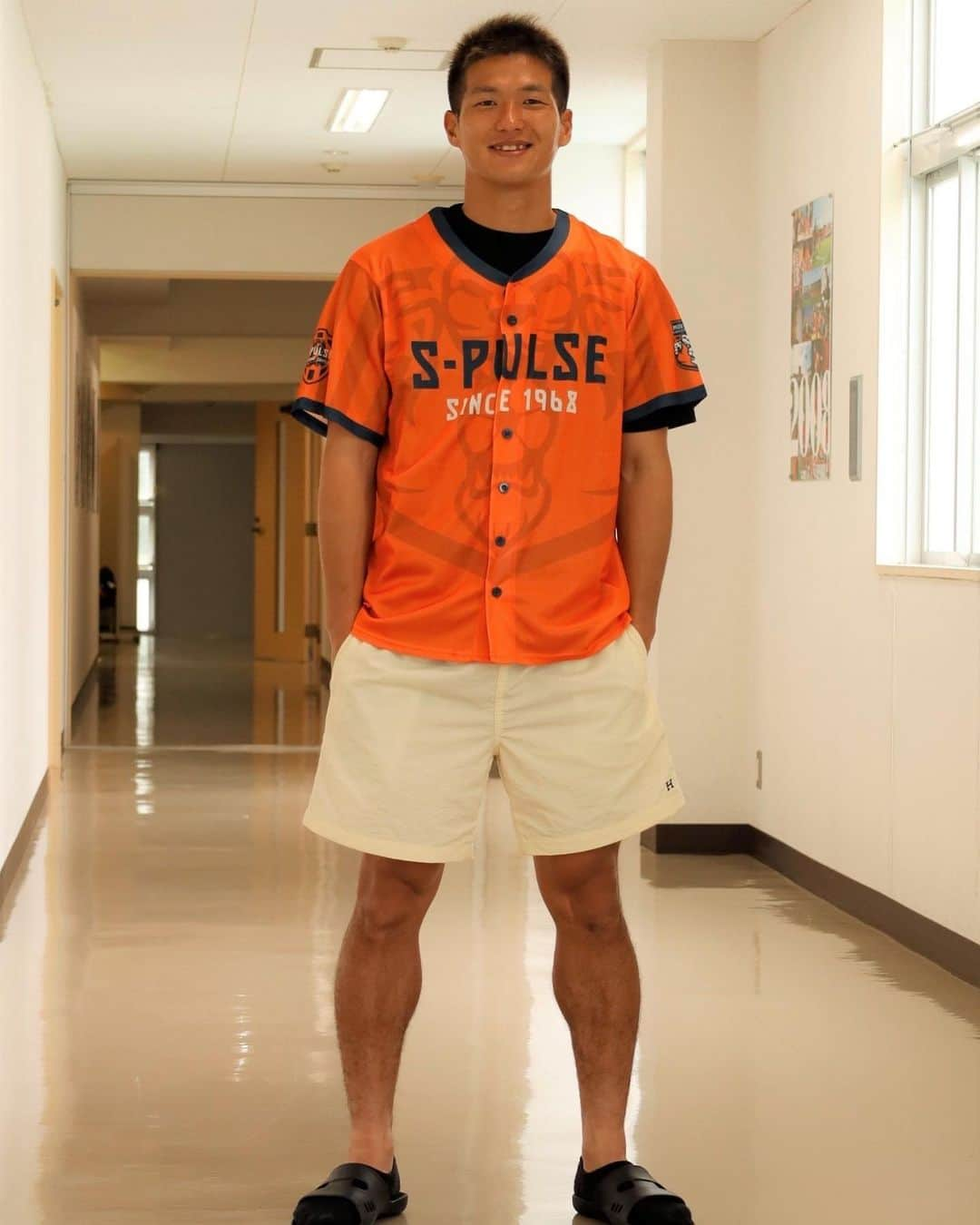 北川航也のインスタグラム：「7月16日(日)は国立🧡🧡 国立をオレンジで染めましょう！！  #清水エスパルス #国立をオレンジで染める #北川航也」