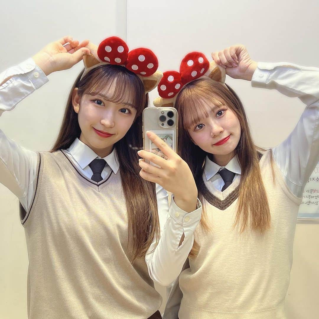 ゆわのインスタグラム：「🩵🩷」
