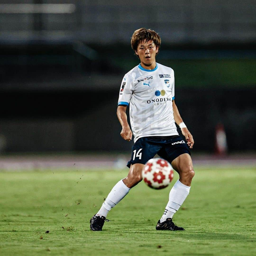 横浜FCさんのインスタグラム写真 - (横浜FCInstagram)「. GAME PHOTOS📷 2023.07.12 wed 天皇杯 JFA 第103回全日本サッカー選手権大会 3回戦 vs.高知ユナイテッドSC @高知県立春野総合運動公園  #天皇杯 #yokohamafc #横浜FC #HAMABLUE #Jリーグ #JLEAGUE  #市川暉記 #西山大雅 #橋本健人 #高井和馬 #ンドカボニフェイス #中村拓海 #清水悠斗」7月13日 18時27分 - yokohamafc_official