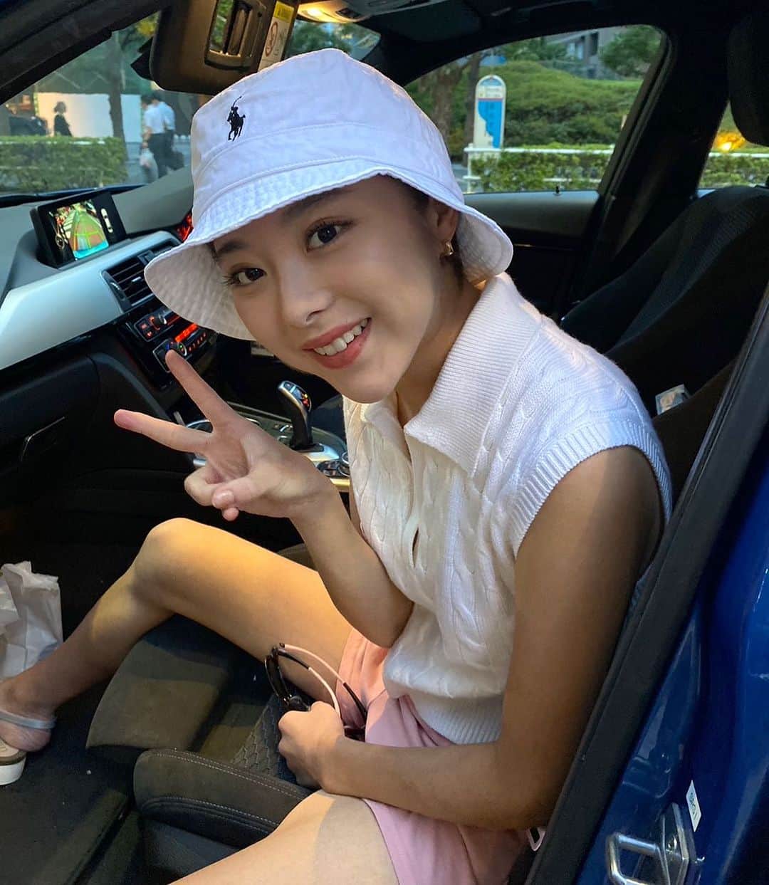 のインスタグラム：「今から スタジオ出勤しまーす💛 @shibagolf_studio」