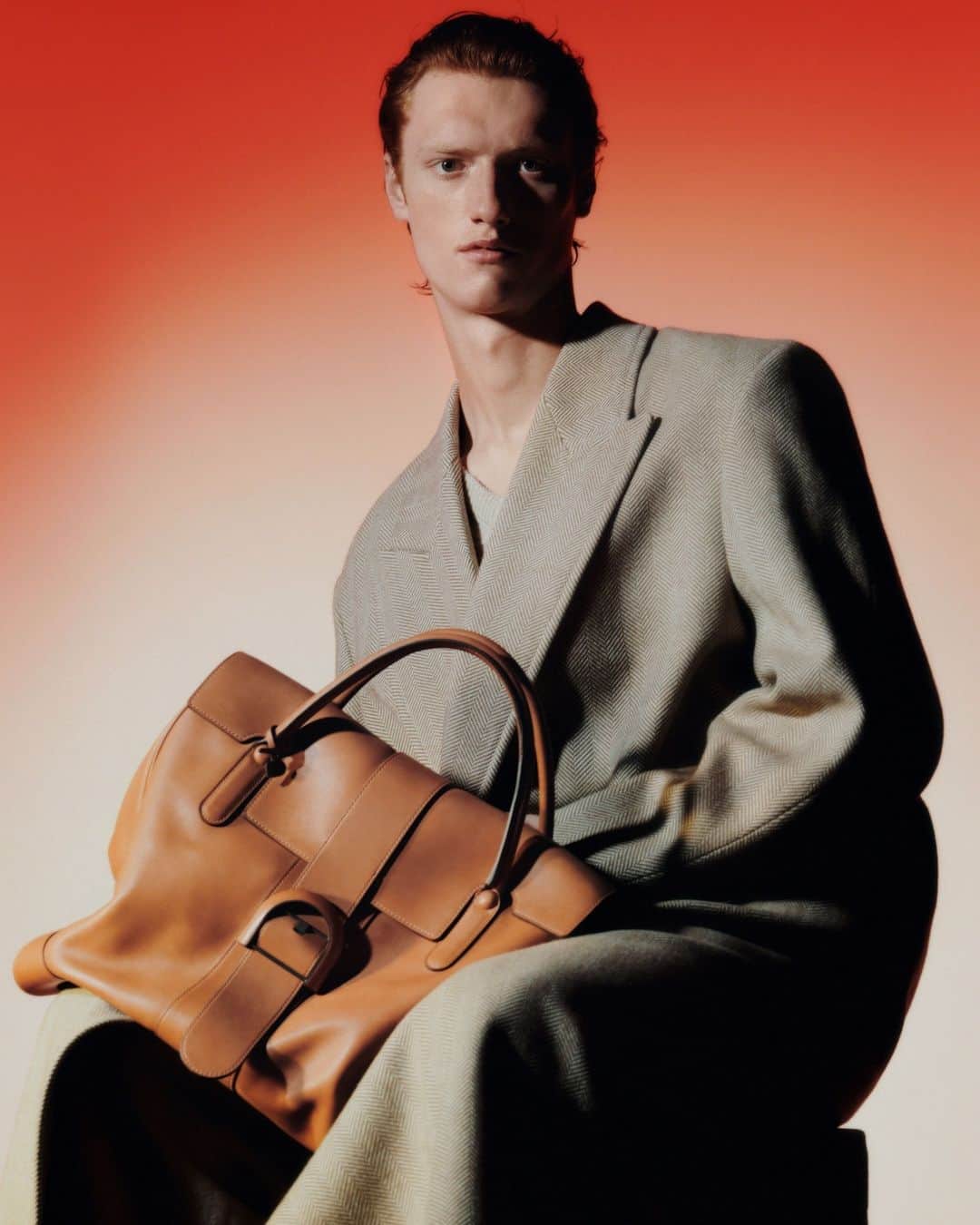 デルボーのインスタグラム：「A love letter to volume: L’XXL.⁣ ⁣ #Delvaux」
