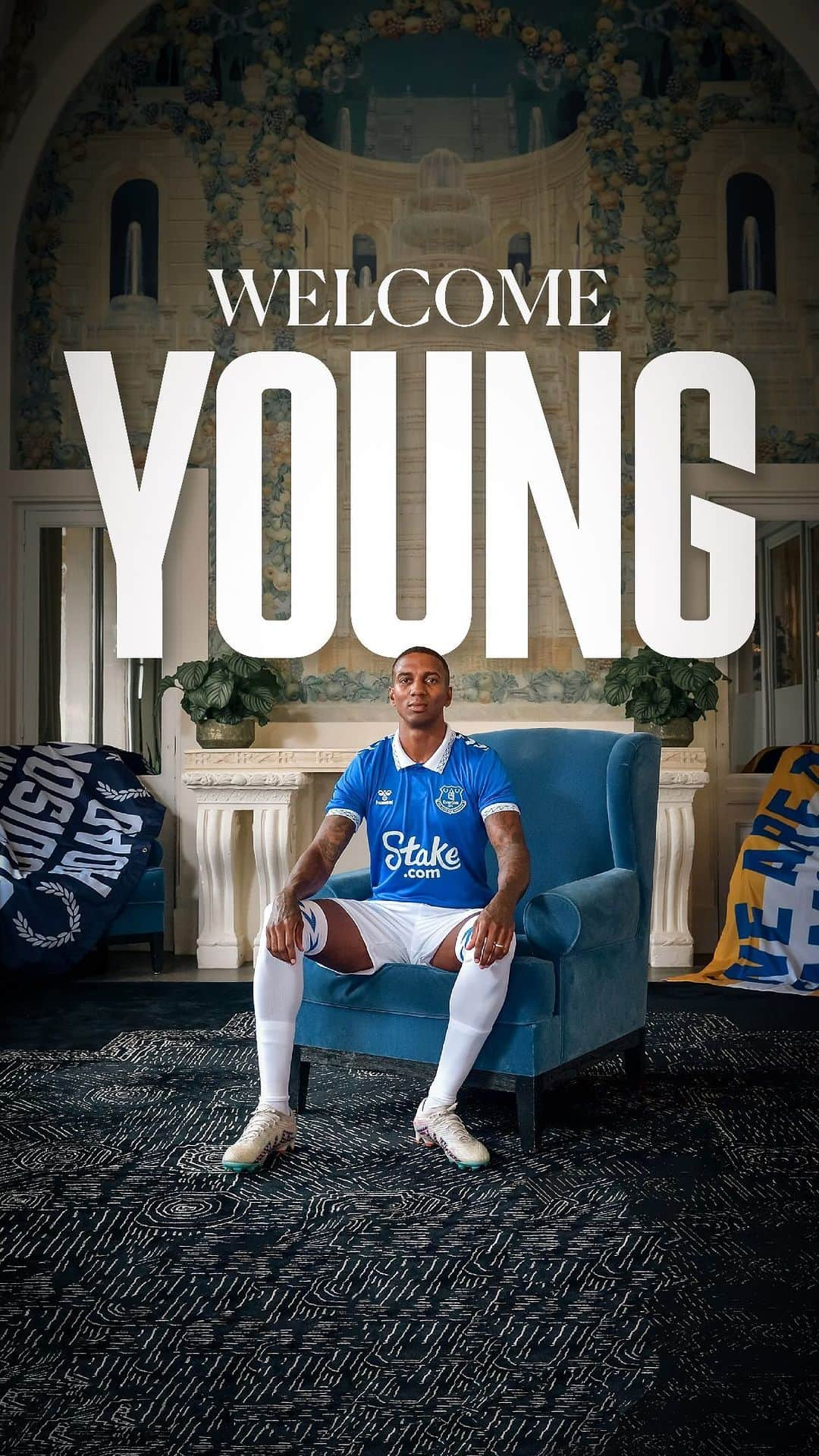 アシュリー・ヤングのインスタグラム：「Welcome to Everton, Ashley Young! 🔵」