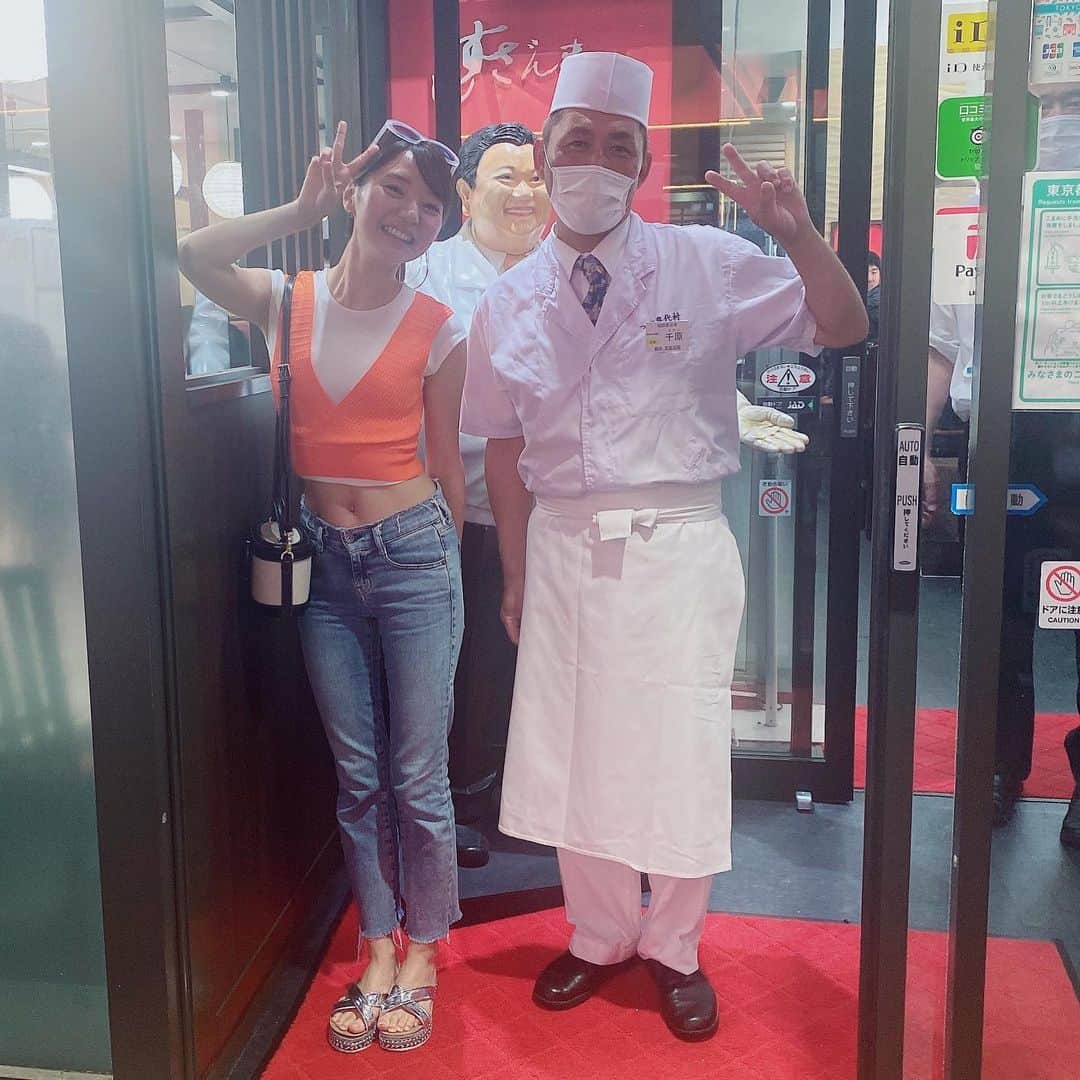 のインスタグラム：「人のお金で寿司を喰う！をしました🥰  すしざんまい新橋SL広場前店のイケおじ店長さんパパのお友達🫰」