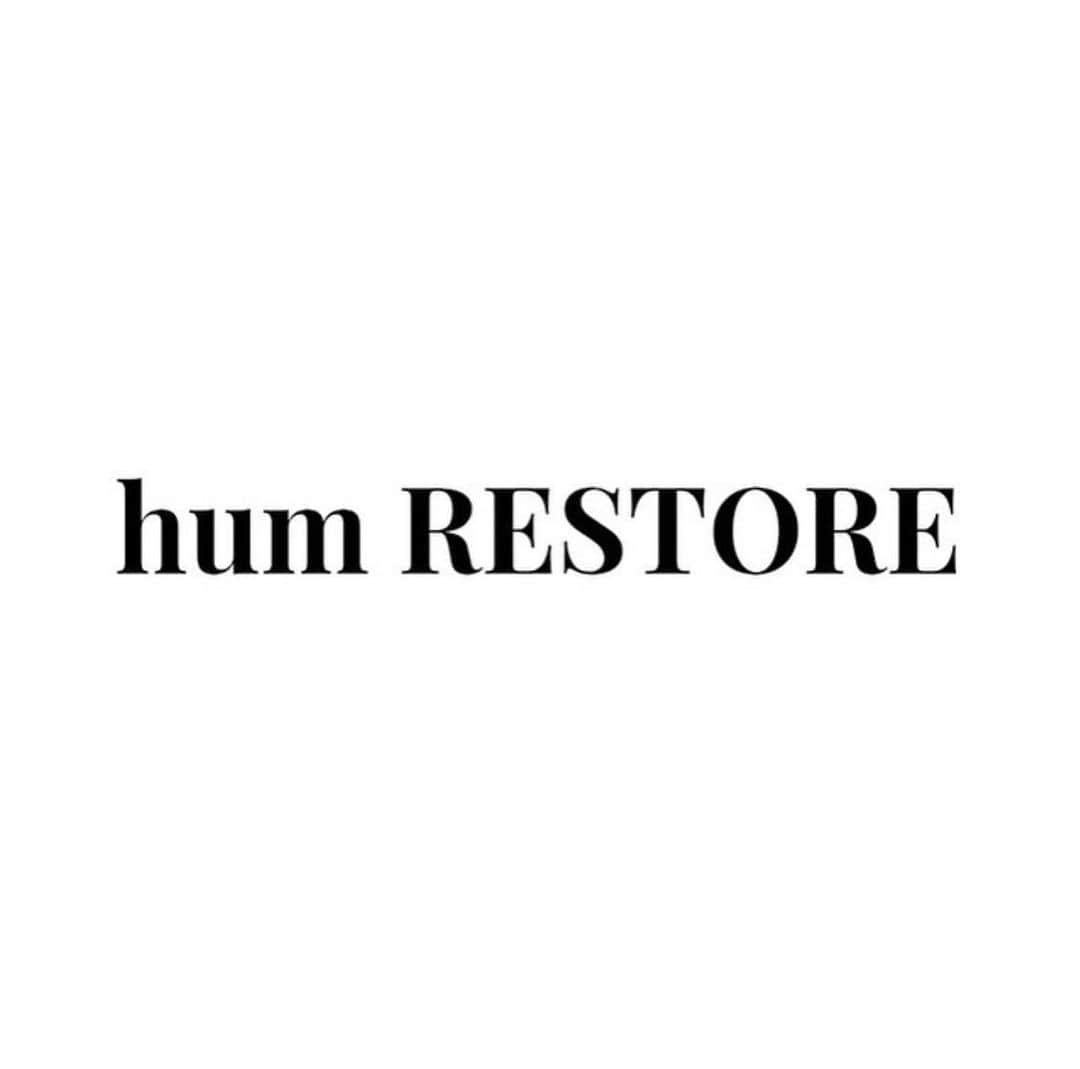 ハムのインスタグラム：「【hum RESTORE】  私たちは自社のアトリエを持ち、自社の職人による手作業で、ひとつひとつ大切にジュエリーを制作しています。 全工程を社内で完結させることをモットーにジュエリーを作り続けています。 昨今その規模を拡げている二次流通の市場で、新しいアフターフォローの形を確立させる必要があると感じました。  お客様が購入されたジュエリーが、様々なプラットホームを経て新しい持ち主の手に渡り再び愛用されることは、近年のサスティナブル意識の高まりを踏まえても、健全なサイクルだと思います。 私たちはものづくりを生業にする以上、その過程においても責任を持ちたいと考えています。  お気軽にお問い合わせ下さい。  https://hum-restore.com/」
