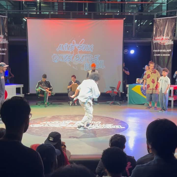 KEIGOのインスタグラム：「昨夜はRABのみんながゲスト出演した ANIME SONG x DANCE BATTLE BRASIL 見に行かせて頂きました！ ブラジルダンサー凄かった！ RABのみんなのパフォーマンスも圧巻👏」