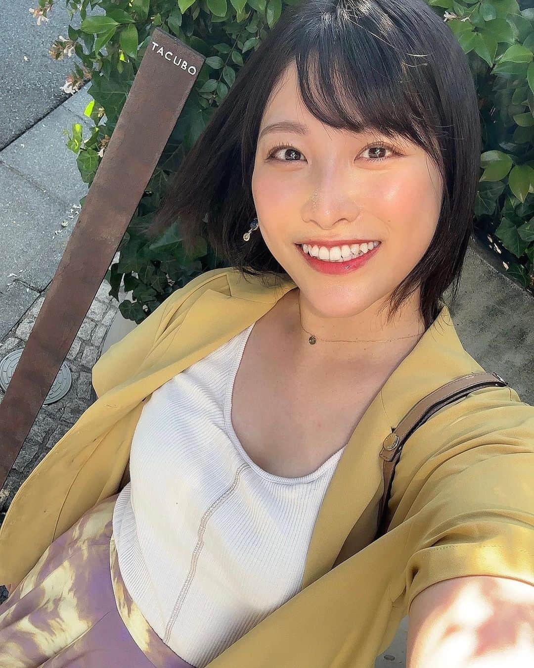 春原未来さんのインスタグラム写真 - (春原未来Instagram)「明るい16時からスタートできるディナーって最高。鼻の頭に汗かきすぎてる🤣  私の履いてた黄色のサンダルを母にあげた🌼←  I love that dinner can start at 4pm when it's bright. Too much sweat on the bridge of my nose 🤣.  I gave my mom the yellow sandals I was wearing🌼←  #春原未来 #すのlog #恵比寿ディナー #tacubo #タクボ #ビタミンカラーコーデ #元気になあれ #ノンアルで乾杯 #fevertree #ジンジャービア」7月13日 20時30分 - sunohara_miki