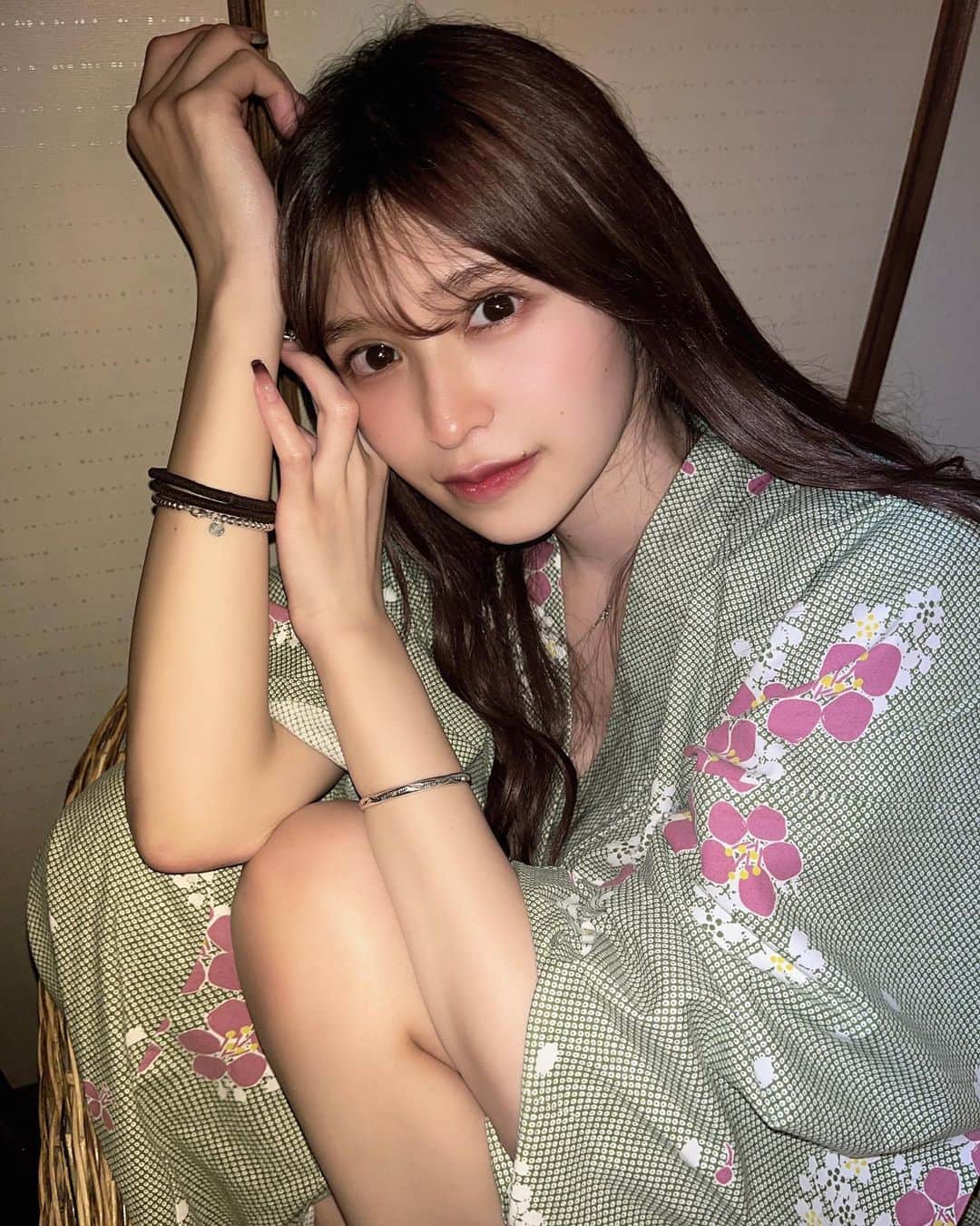 渋谷佳子のインスタグラム：「2023.07.13 ＊ たまには旅館に泊まって 畳の上で布団で寝るのも いいよね🫶🫶🫶 ＊ ＊」