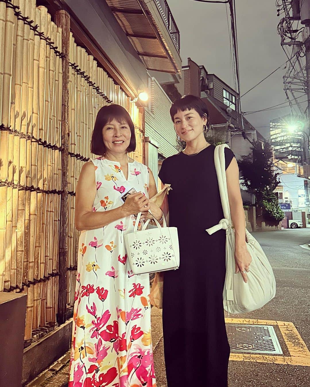 桃生亜希子のインスタグラム：「今日は、ママと久しぶりに2人で夜ごはん。 　ヘルシーな和食がいいって言ったら、初めての所予約してくれて、ゆっくりのんびり話せて楽しい時間。✨❤️✨　 　 　いつも元気で可愛くて、そのまま愛してくれてありがとう。✨ 　 　これからも、益々楽しんで長生きしてね❤️‍🔥😘 　  LOVE🌞」