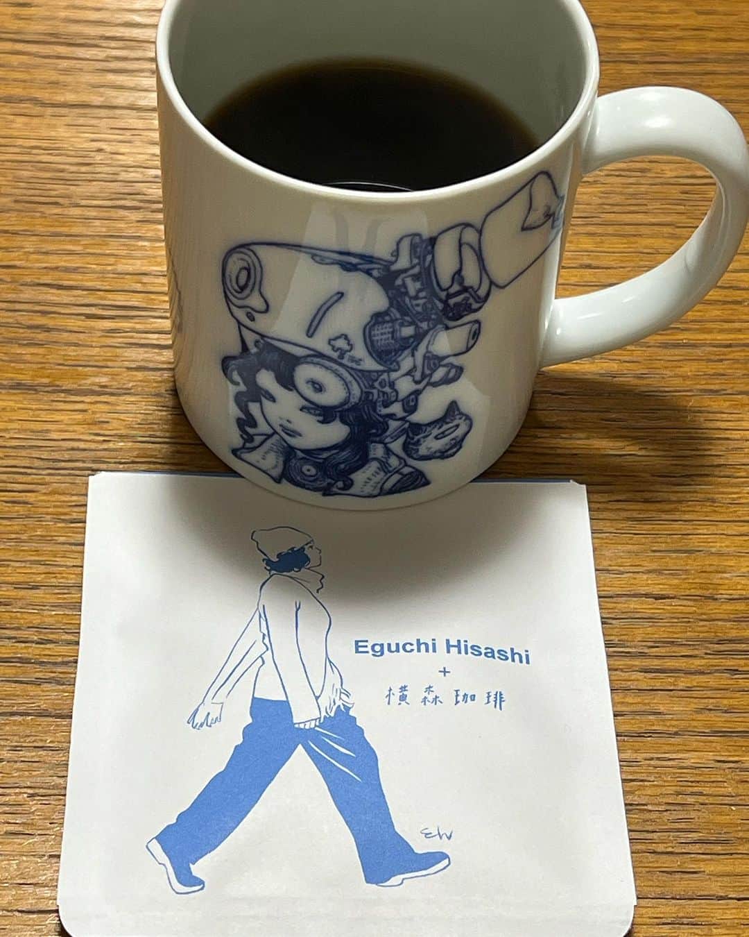 青木俊直さんのインスタグラム写真 - (青木俊直Instagram)「江口さんコラボコーヒーを寺田さんカップで飲む」7月13日 21時32分 - aoki818
