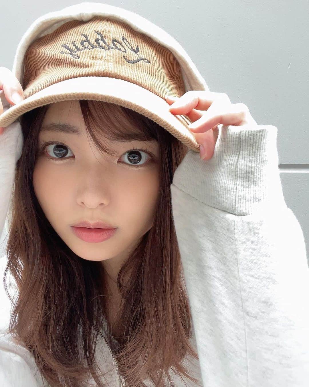 西谷麻糸呂のインスタグラム：「おはよー🫣🫣」