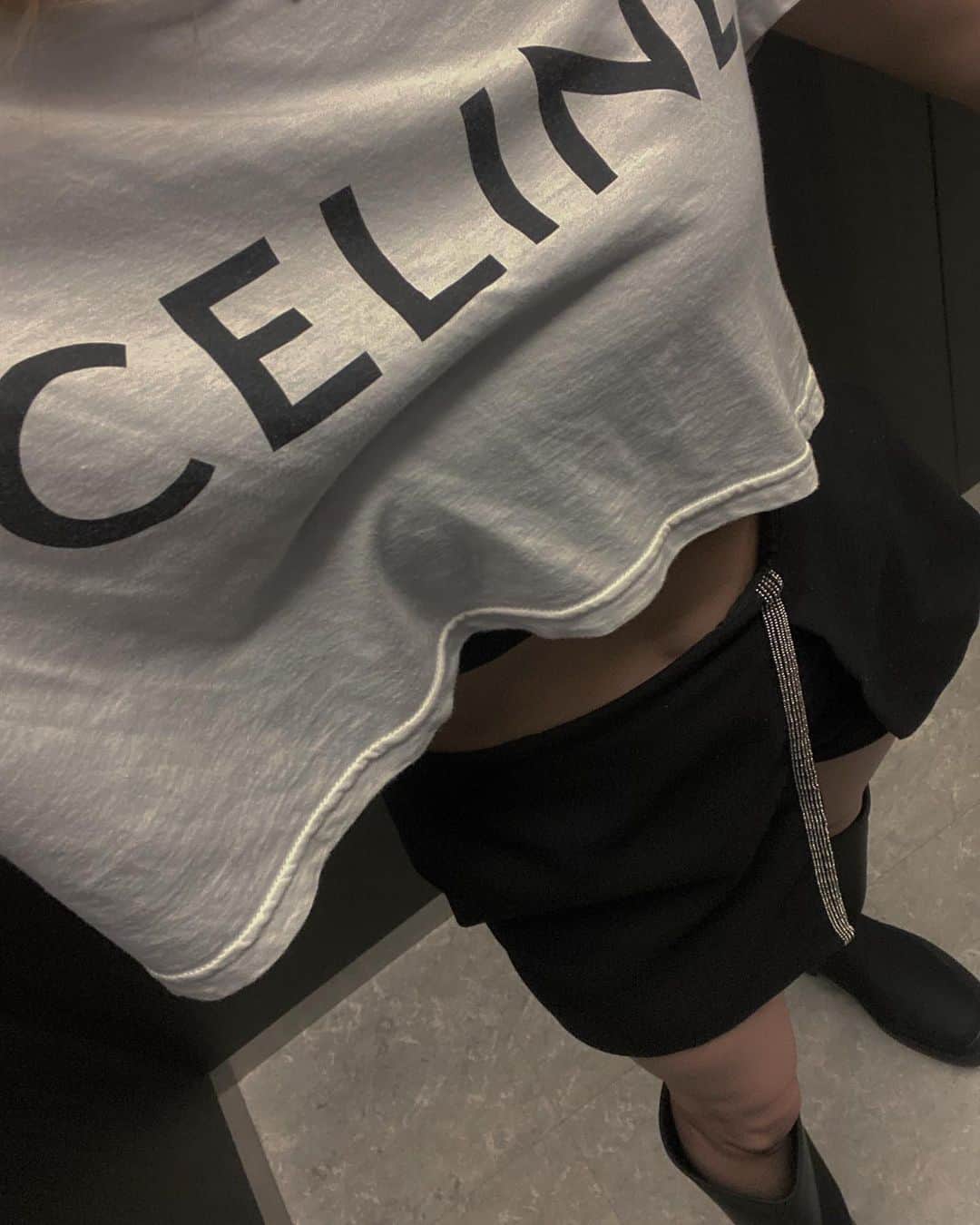 谷口紗耶香のインスタグラム：「@bae.select  #ラバーブーツ ってなぜか抵抗あったんだけどこれは形がキレイでずっと愛用してるッ👢 雨の日も楽しも🦋」