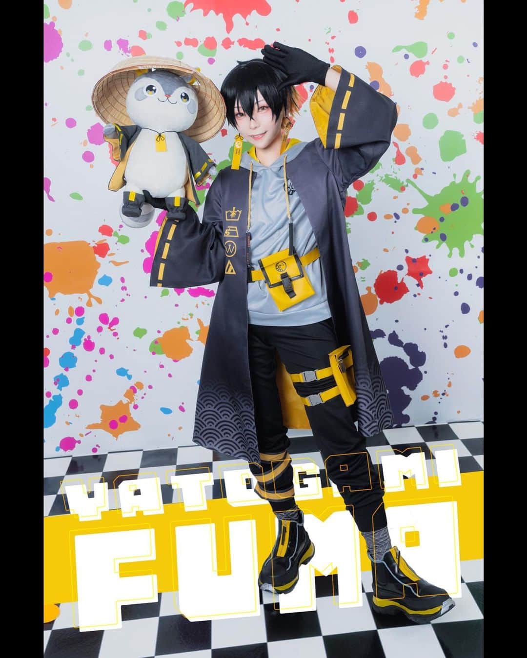 小桃のインスタグラム：「封魔くんお誕生日おめでとう！！！🦝🥳✨✨✨  PHOTO／RINN 凜  #夜十神封魔生誕祭2023 #夜十神封魔 #封魔絵 #holostars #uproar #vtuber #ホロスターズ」