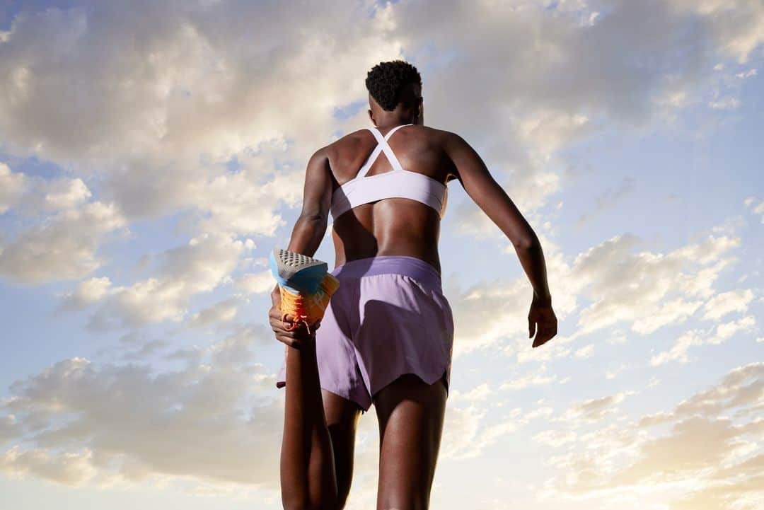 のインスタグラム：「Today, we launch our mission to move every mind to tackle exercise inequality and support everyone to feel the positive mental health benefits of movement.   The mission comes in response to our State of Mind Index which uncovered a gender exercise gap, with women exercising significantly less than men, and as a result are potentially missing out on the positive mental benefits that exercise brings.  As a first step, we are launching a global live study to better understand the environmental and societal barriers preventing women from exercising and what needs to be done to help them to move freely. As part of the global live study, we hope to create a global community, bringing together thousands of men and women to share their stories and views on what they think needs to be done to tackle exercise inequality.  🔗 in bio to register to take part in the study.」