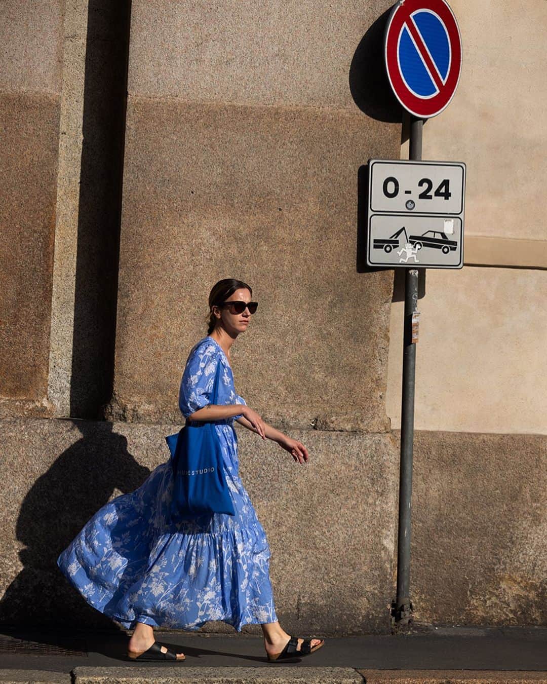 スコット・シューマンのインスタグラム：「It might be hot in Milano but everyone looks so cool!! Milano (of course)」