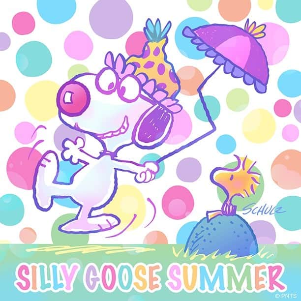 スヌーピーのインスタグラム：「Let's have a silly goose summer 🤪」