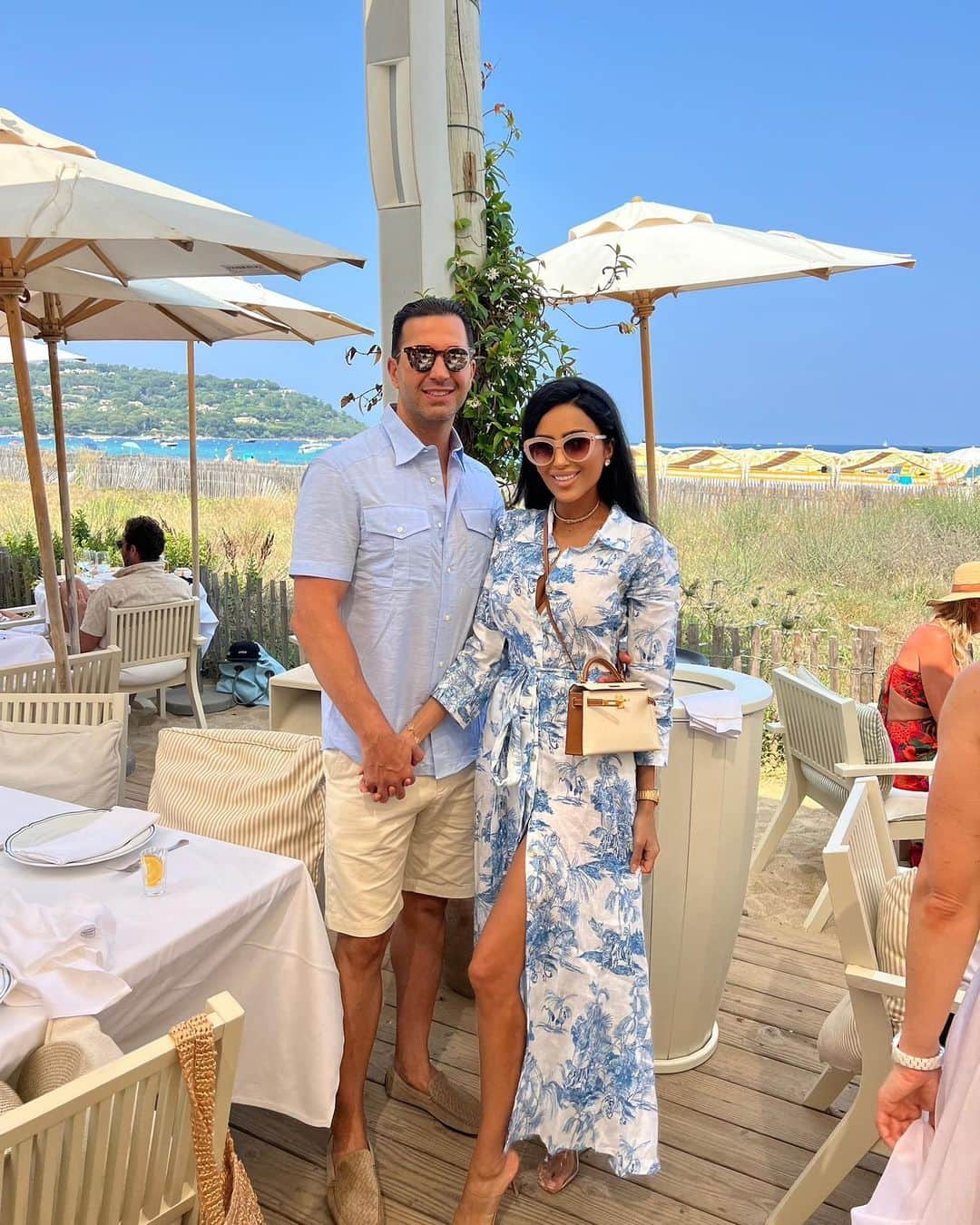 リリー・ガリーチさんのインスタグラム写真 - (リリー・ガリーチInstagram)「A little party never hurt nobody! Moments from our honeymoon trip continued to St Tropez 🎉 - Le Opera, St Tropez  - Lou Lous, St Tropez」7月14日 2時19分 - lillyghalichi