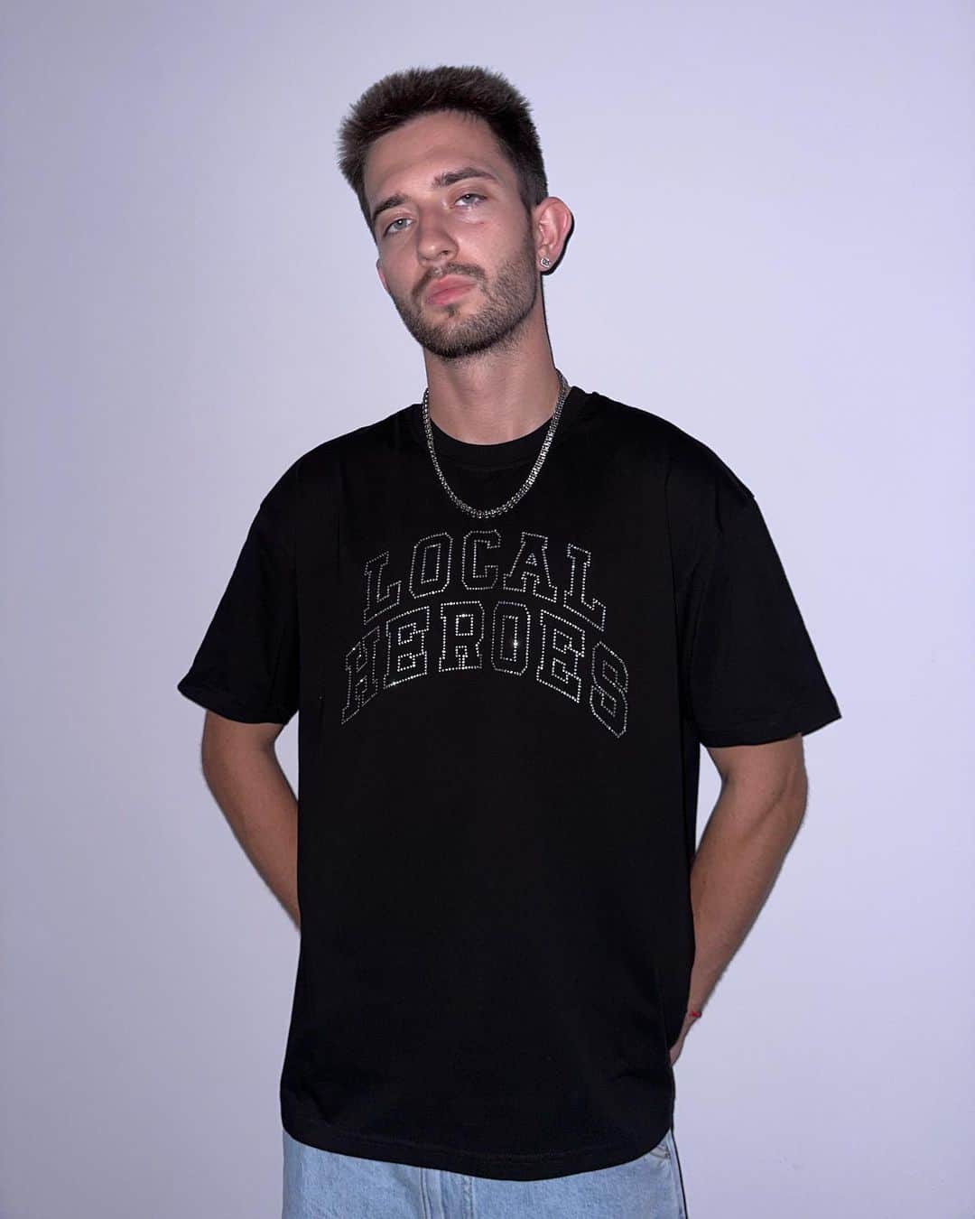 LOCAL HEROESのインスタグラム：「oh papi 🥵 / Unisex Black Aura Rhinestones Tee at: localheroesstore.com」
