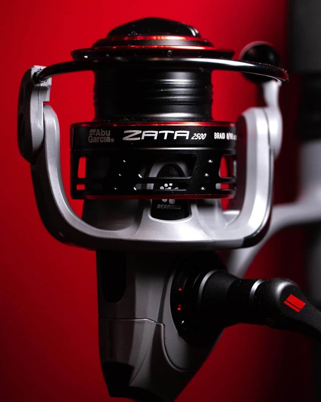 アブガルシアさんのインスタグラム写真 - (アブガルシアInstagram)「Top performance has never looked so good. The redesigned Zata combos deliver with quality components & smooth operation while looking 🔥🔥. Who else is pumped to get the #ICAST2023 Best Freshwater Combo?  #AbuGarcia #FishToWin #Zata #ICAST #Fishing」7月14日 5時38分 - abugarcia_fishing