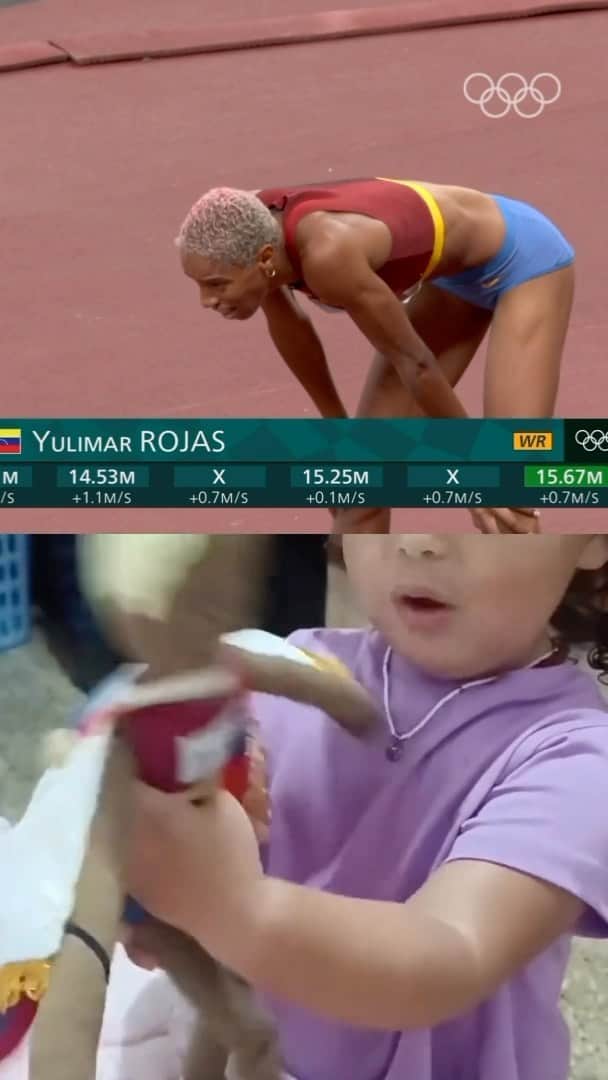 olympiadaのインスタグラム：「Эта маленькая поклонница — не единственная, кого впечатлила блестящая карьера Юлимар Рохас! 🥇🥈  #Olympics」