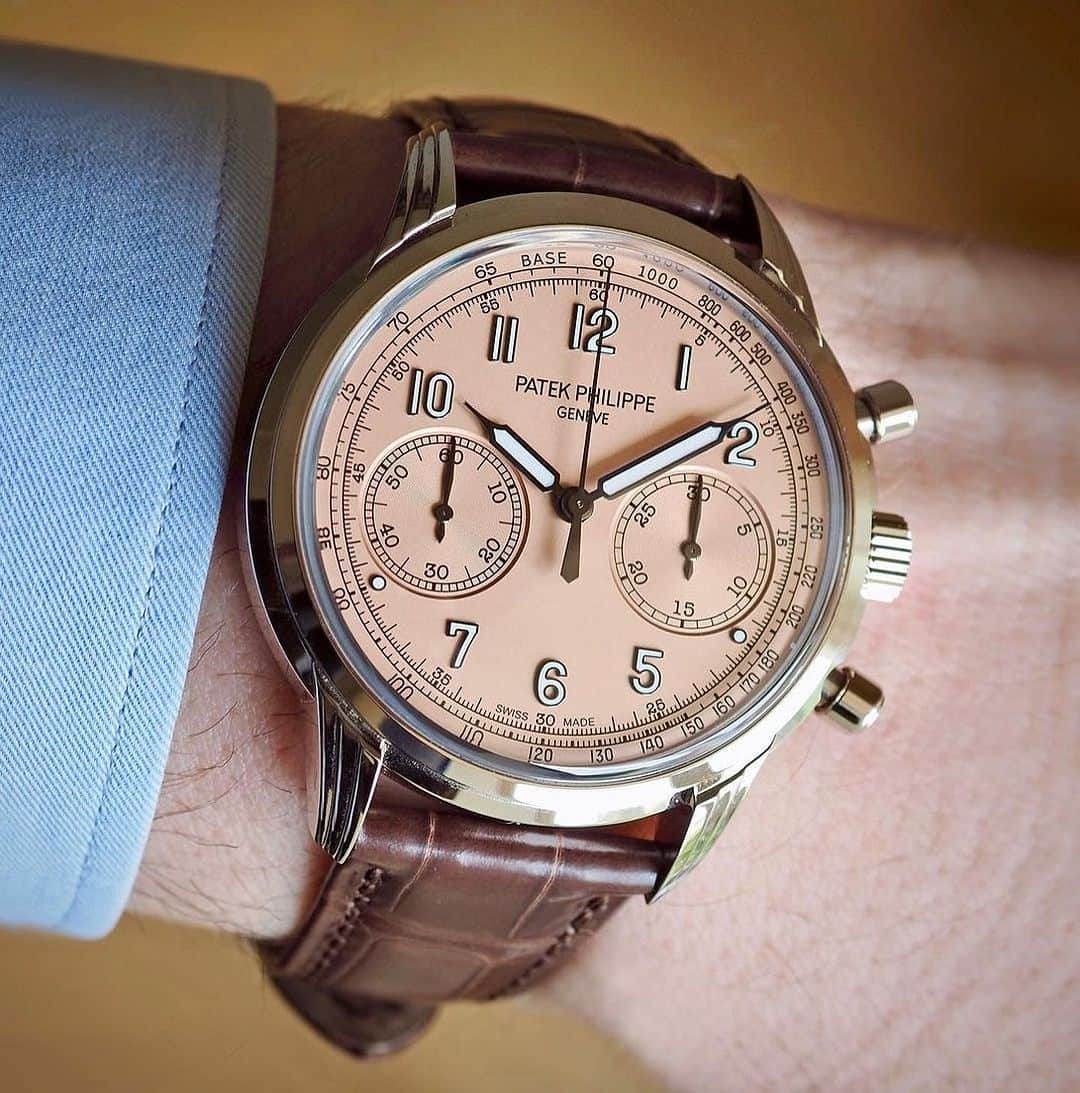 Daily Watchさんのインスタグラム写真 - (Daily WatchInstagram)「The Patek Philippe Ref. 5172G Chronograph with opaline rose-gilded dial/ salmon dial. Photo by @timeandwatches」7月14日 16時34分 - dailywatch