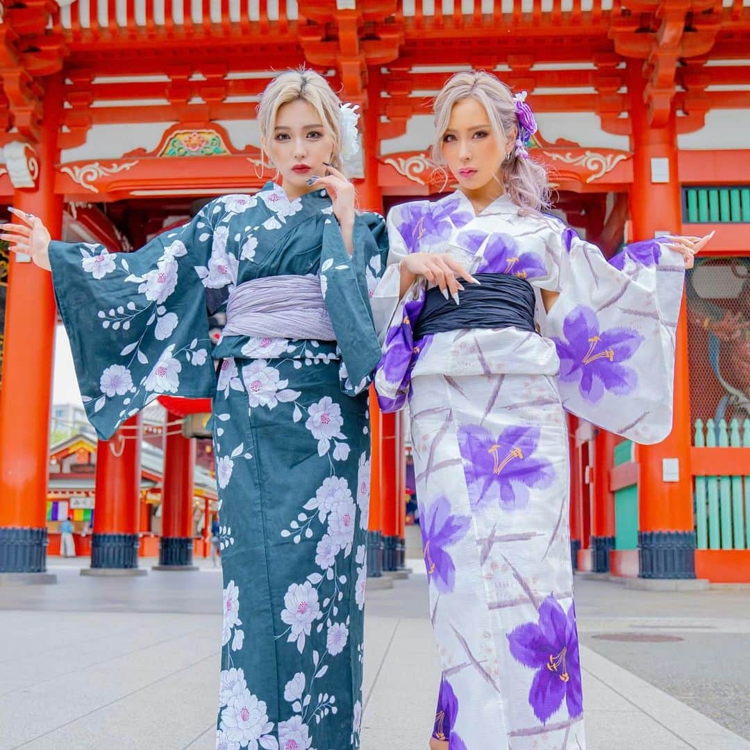 nutsのインスタグラム：「today's nuts shot🥜 @seika____official  @cjd_harachan   浴衣撮影のアザーカット♡ nuts夏号全国の書店、セブンイレブンにて好評発売中✨  #nuts #姉ギャル #ギャル #せいせい #原ちゃん #gal」