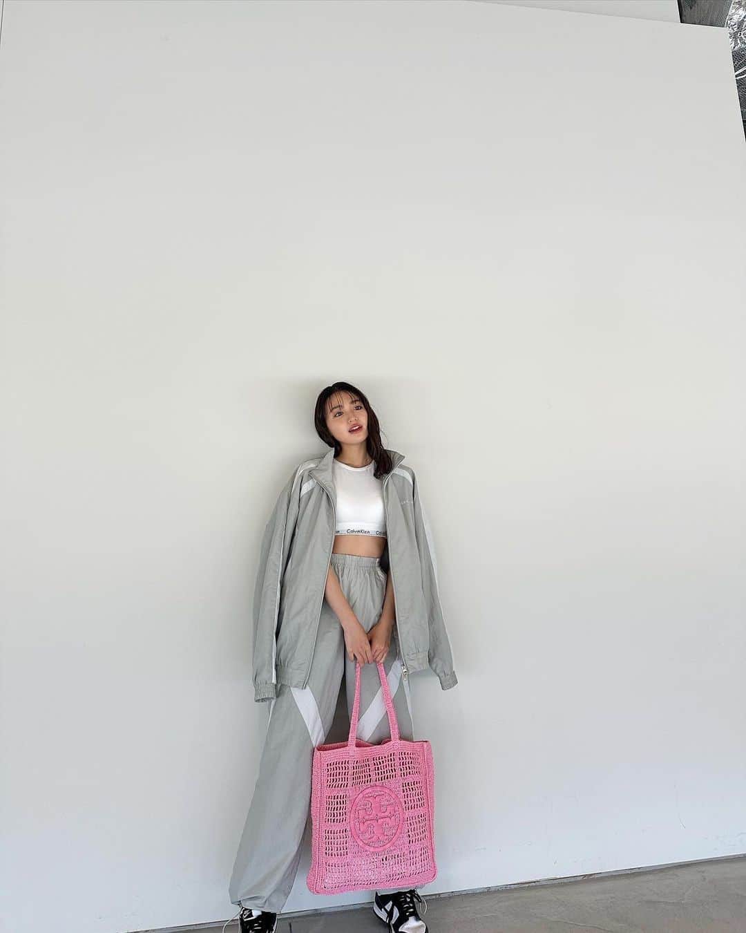 香音さんのインスタグラム写真 - (香音Instagram)「🍉🍉 カラフルなアイテムが欲しくなっていて、夏に向けての準備始めました〜」7月 ...