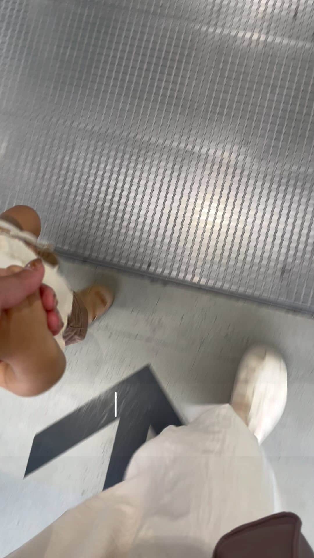 のインスタグラム：「IKEA day🤍  一緒に行くと大変だけど、 どこにいっても楽しめるのはいいところ👶👦  #IKEA #イケア #兄弟 #男の子 #休日」