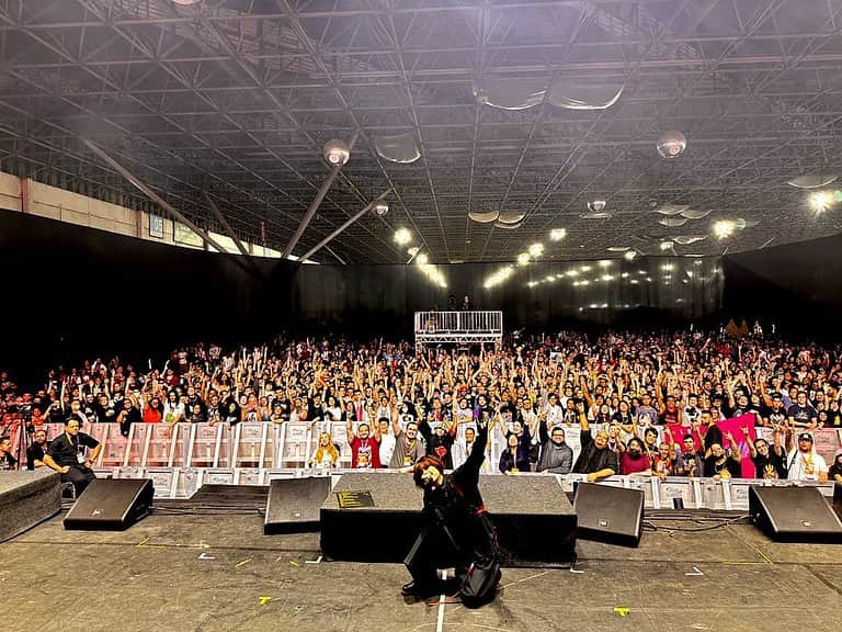 ナノさんのインスタグラム写真 - (ナノInstagram)「Obrigada Brazil!!!!!!!! Rock on!!!!!!!  Vejo você amanhã!  #AF20ANOS #AF2023」7月14日 9時18分 - nanonano_me