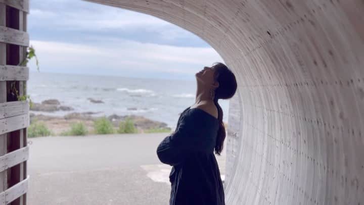 知花くららのインスタグラム：「おはようございます。  みなさまの今日が 美しい一日になりますやうに」